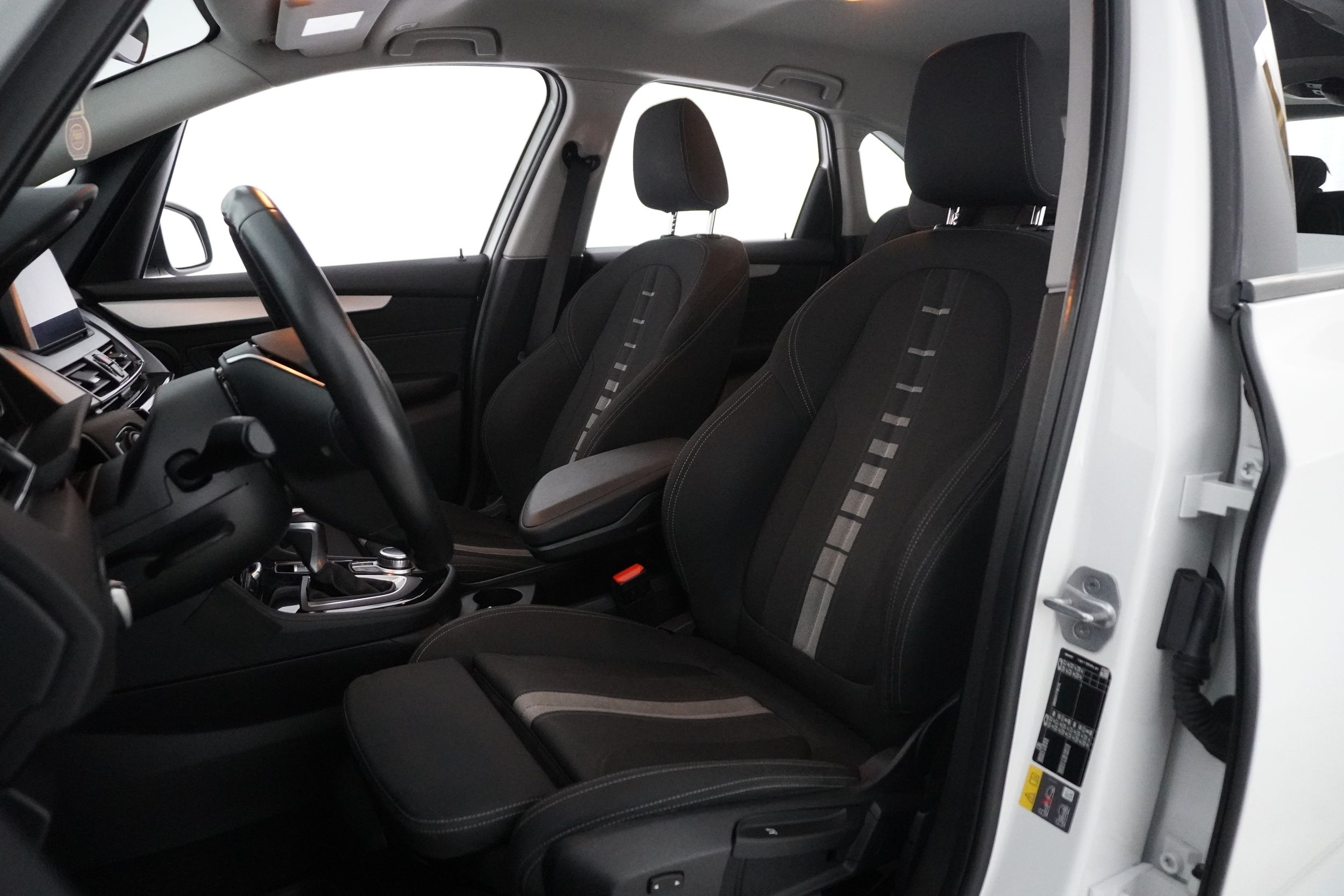 BMW 225 2019