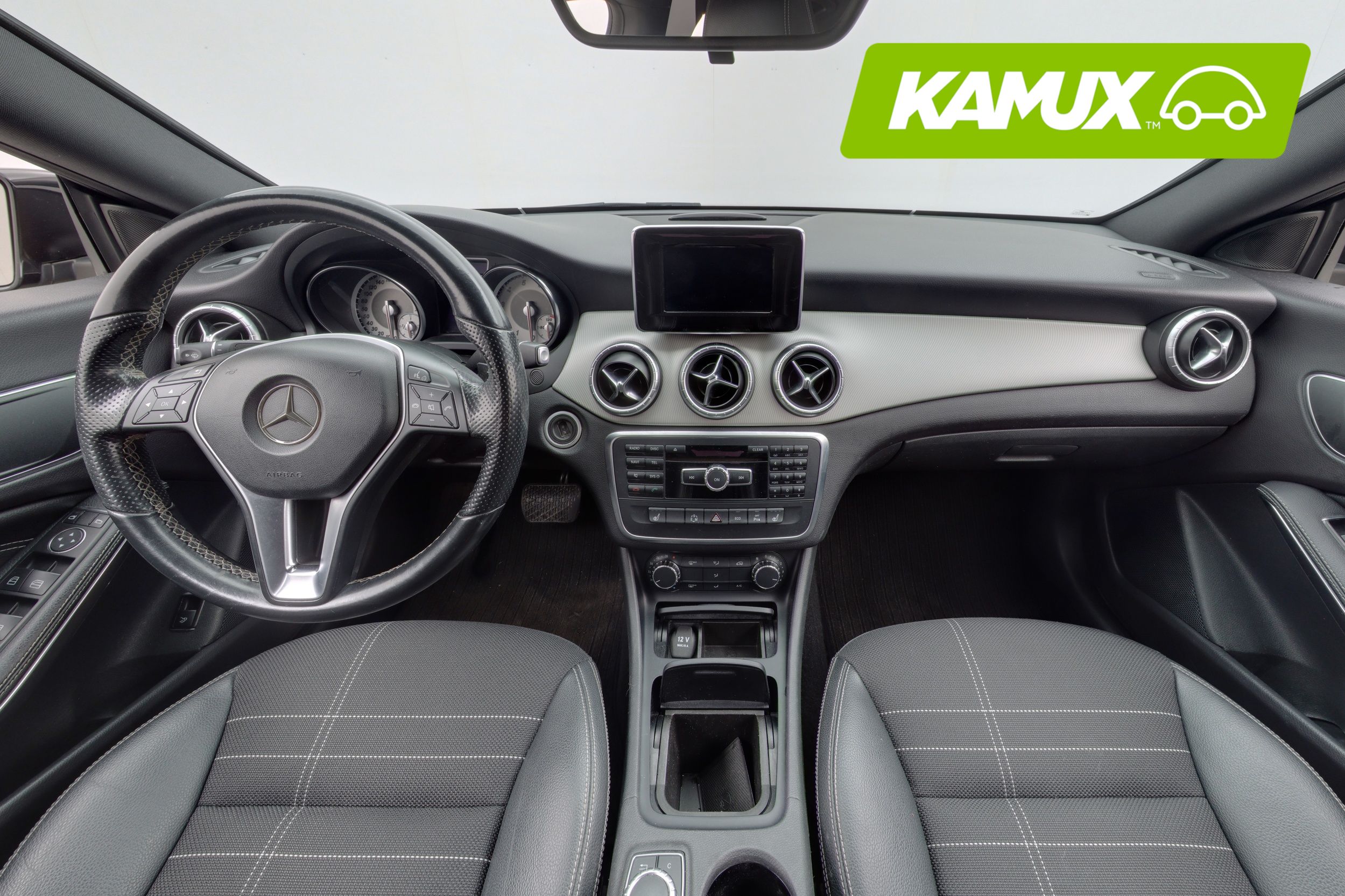 Mercedes-Benz CLA 2015