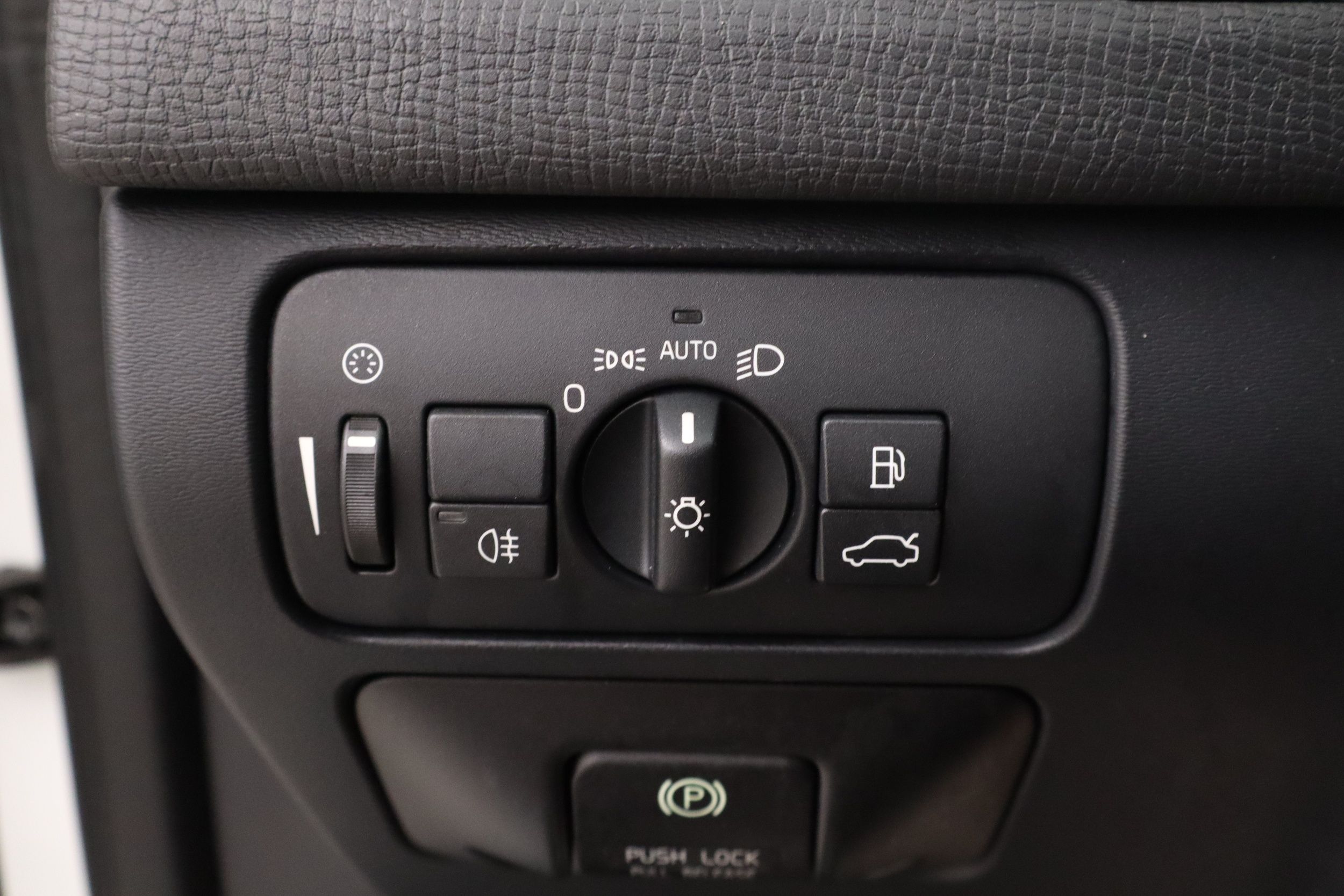 Volvo XC60 2012