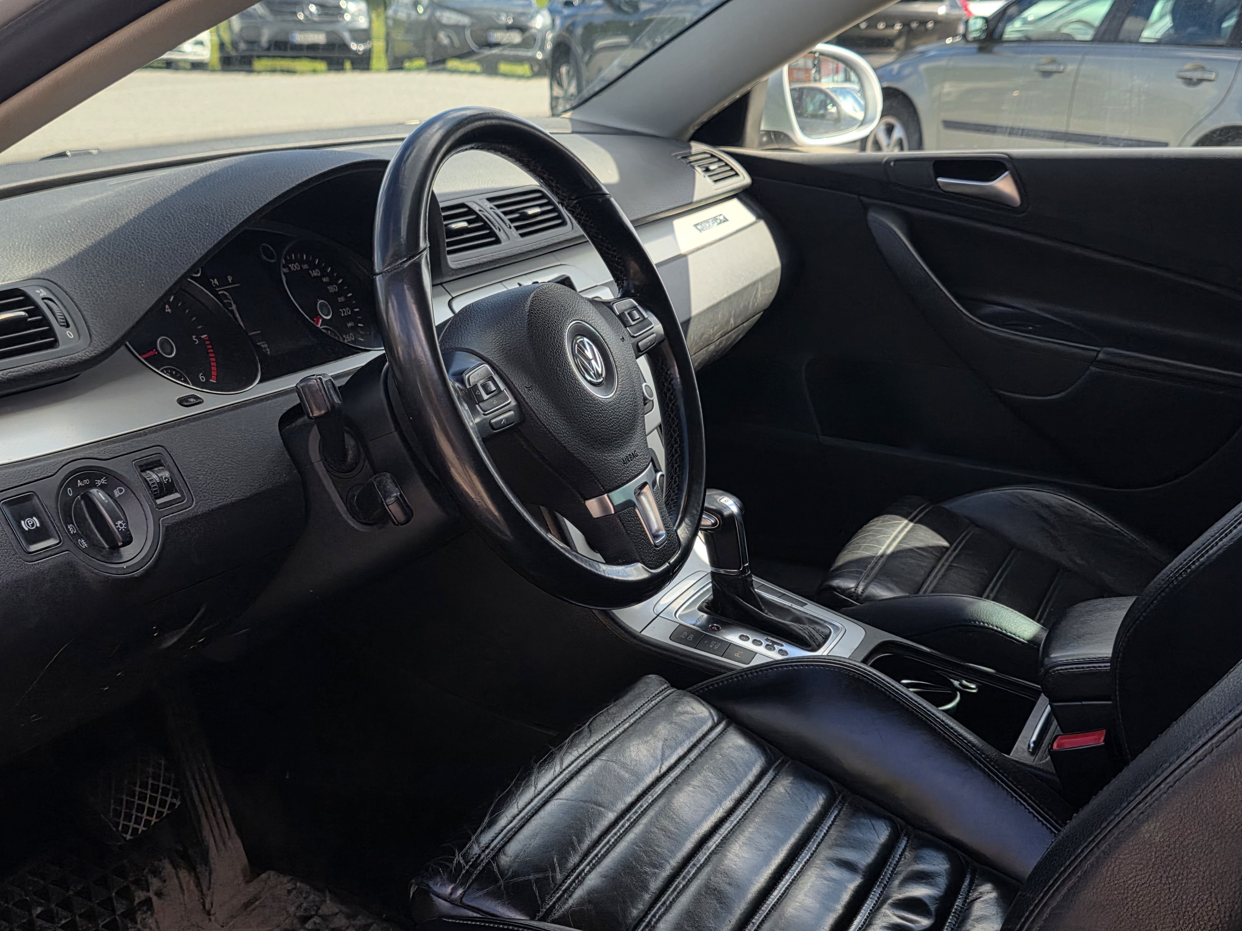 Volkswagen Passat 2010