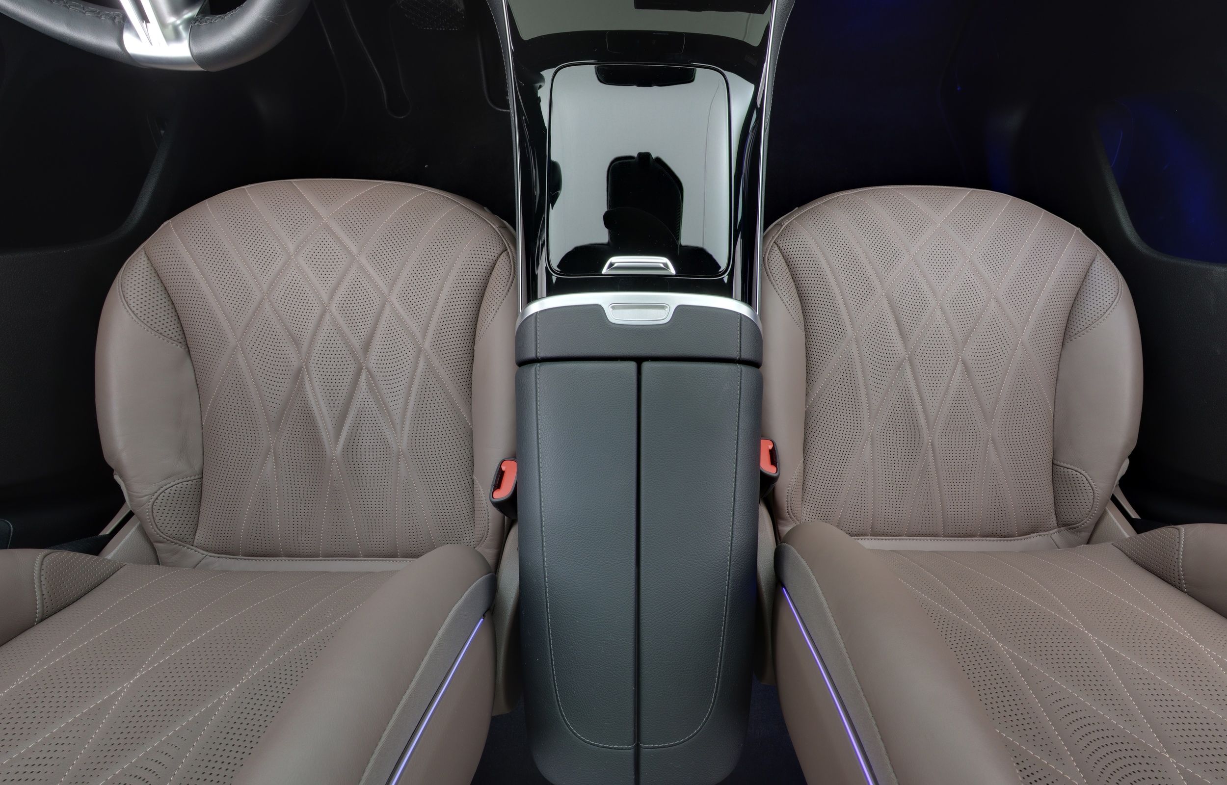 Mercedes-Benz EQE SUV 2023