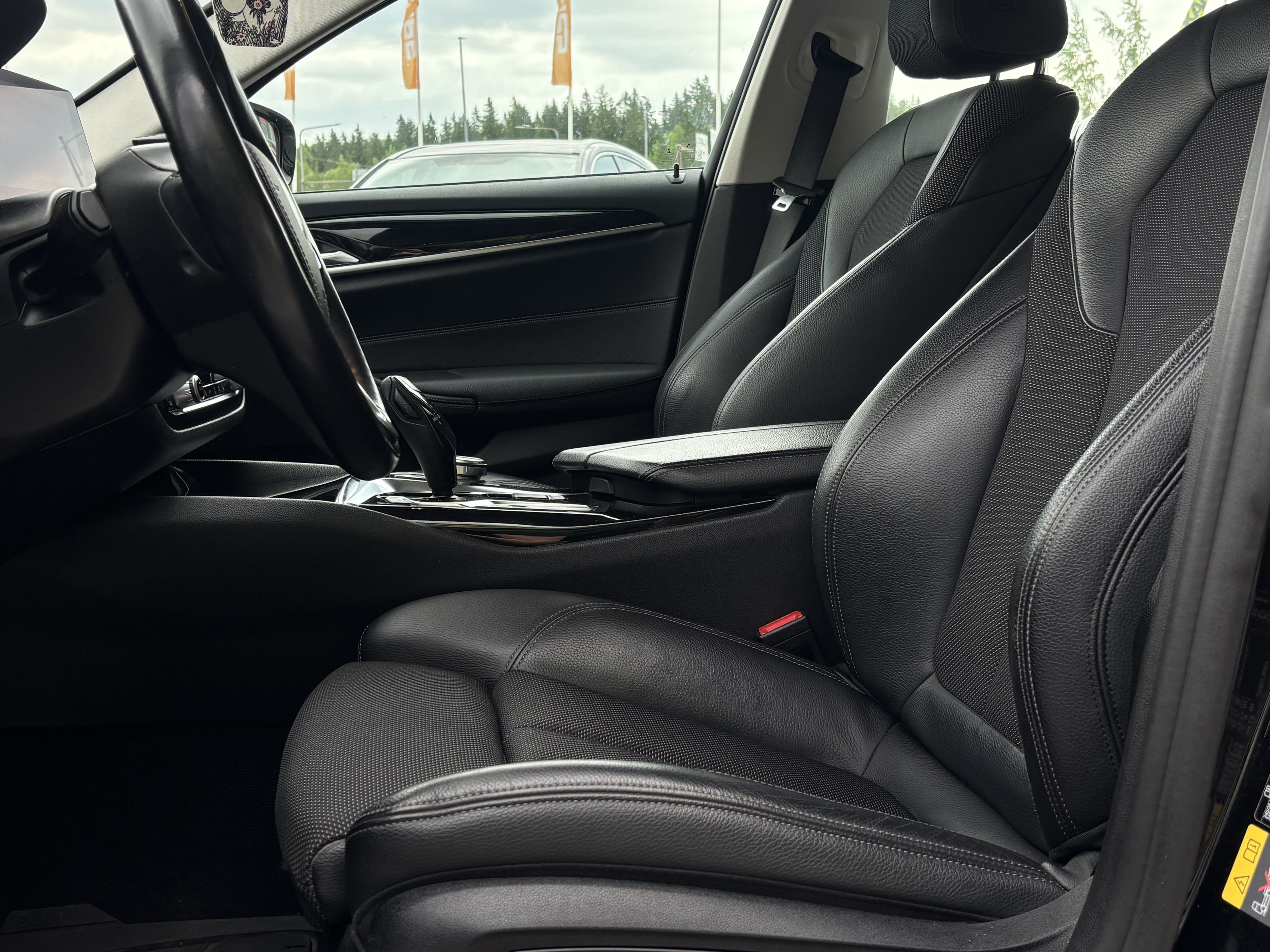 BMW 530 2019