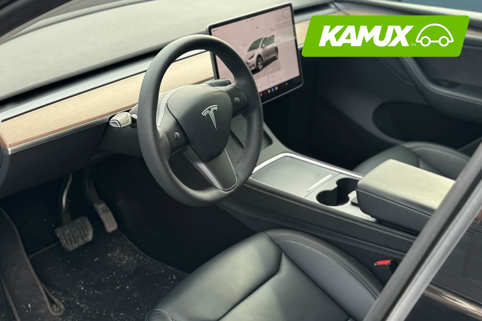 Tesla Model Y 2023