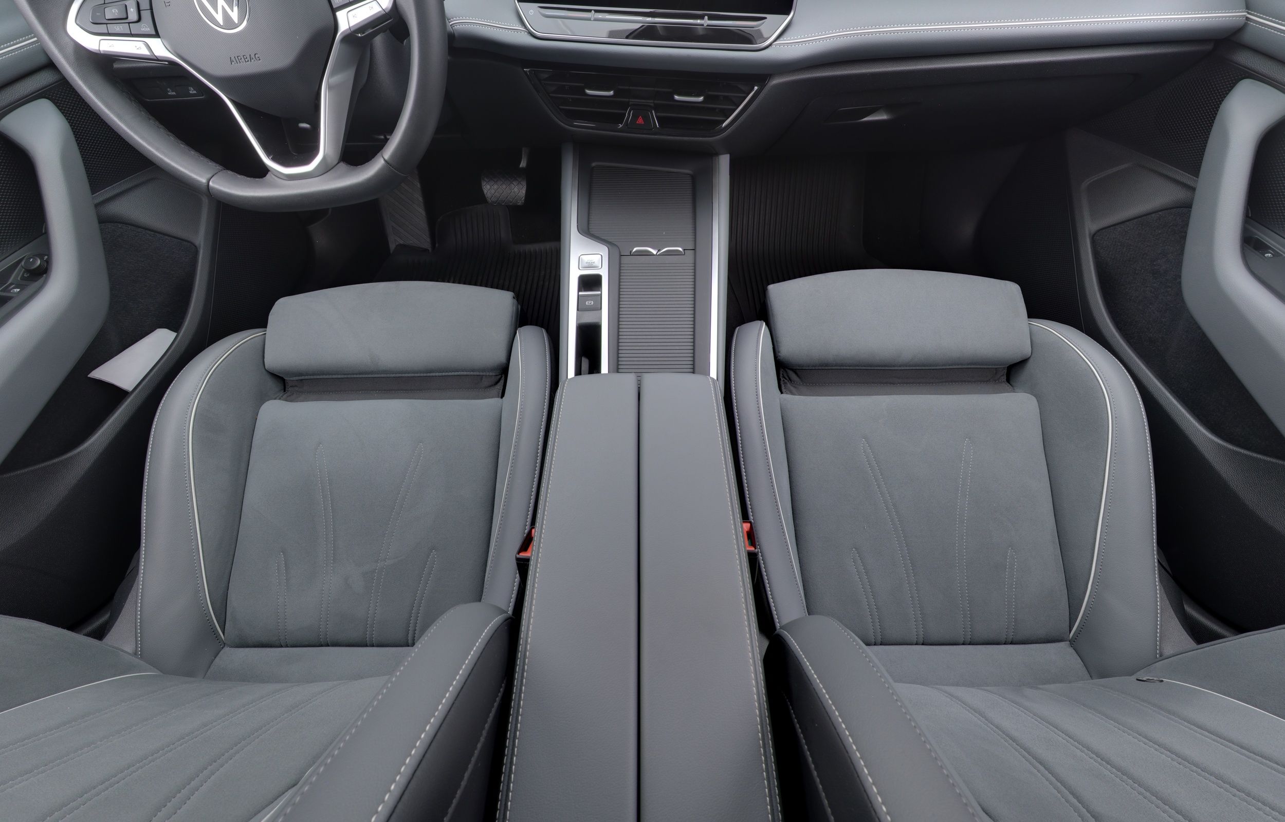 Volkswagen Passat 2024