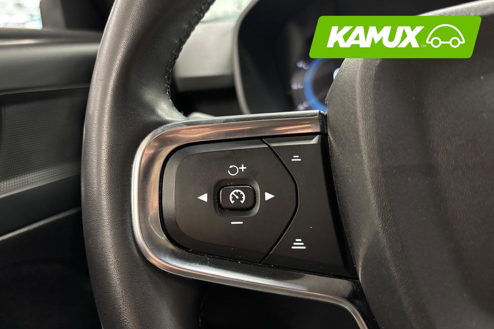 Volvo XC40 2023