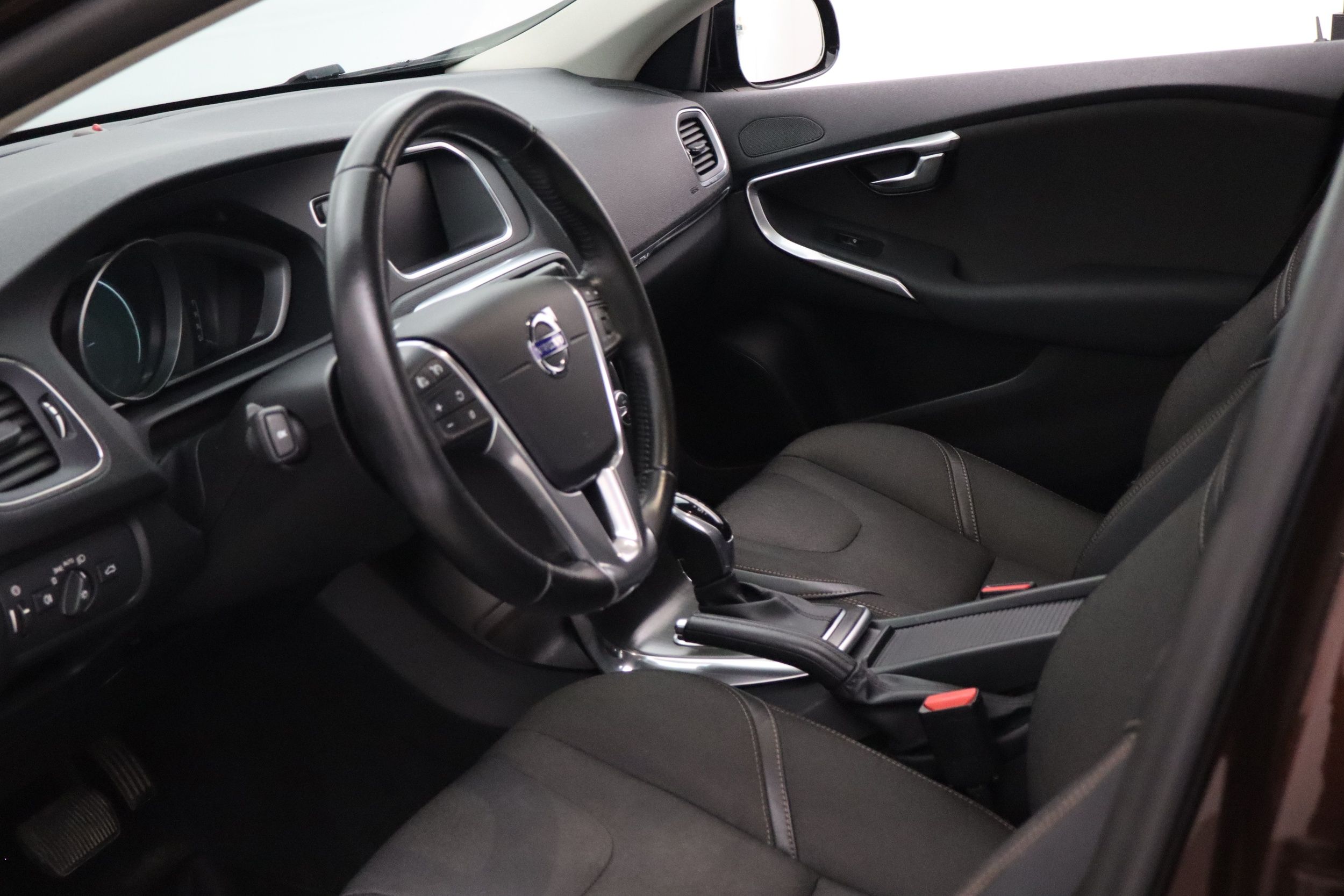 Volvo V40 Cross Country 2016
