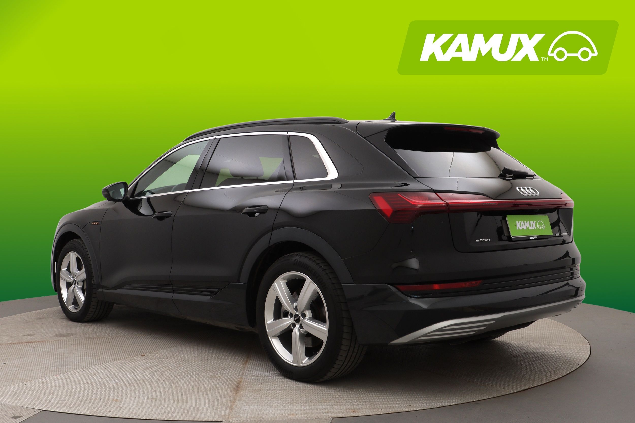 Audi e-tron 2023