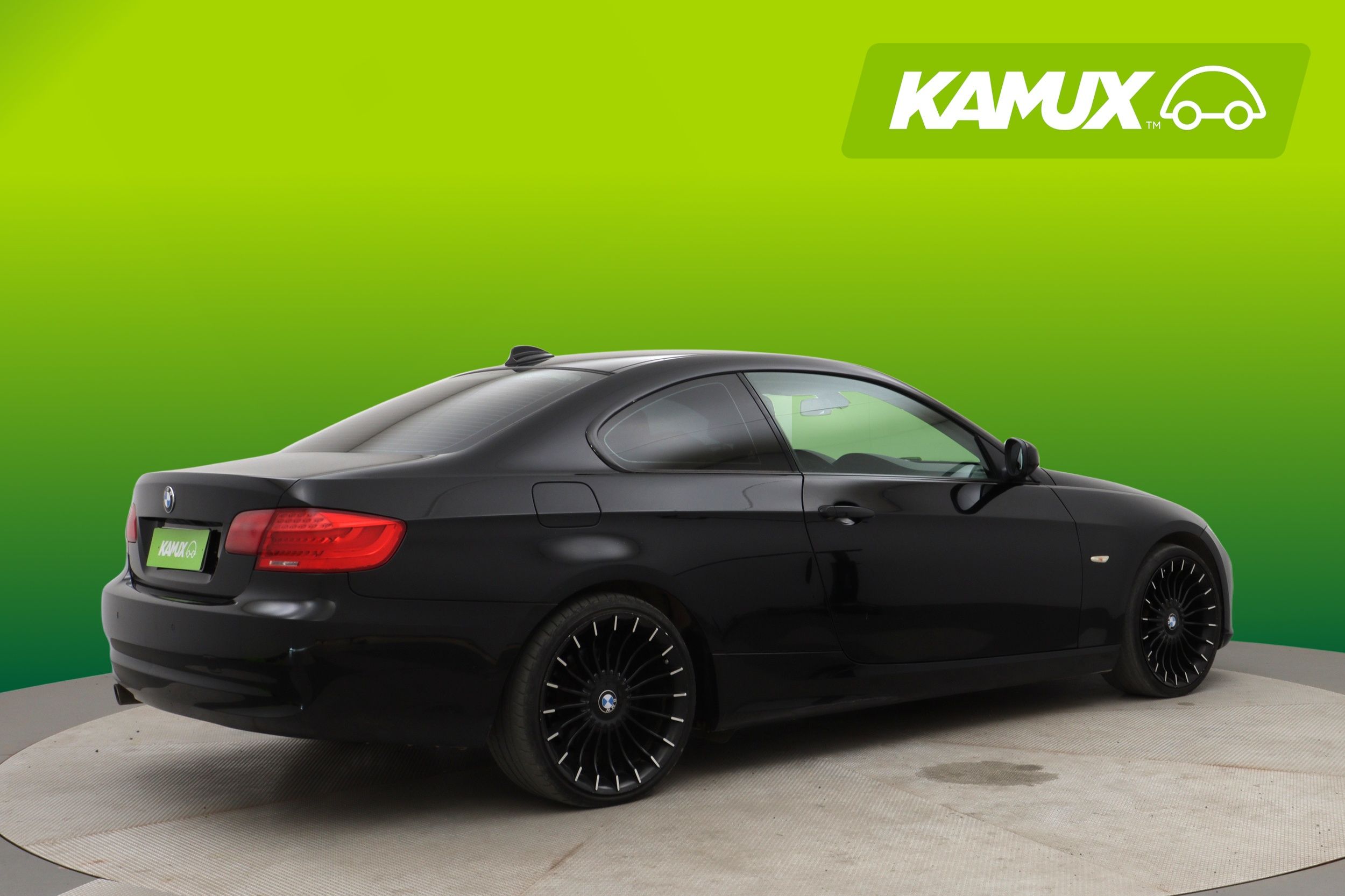 BMW 320 2011