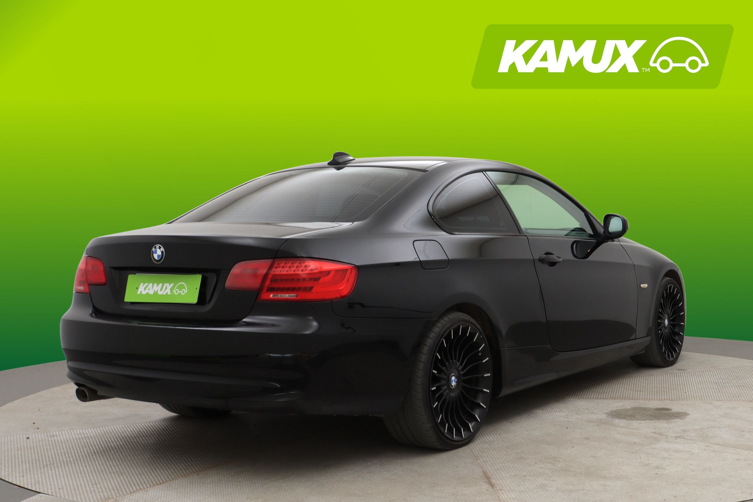 BMW 320 2011