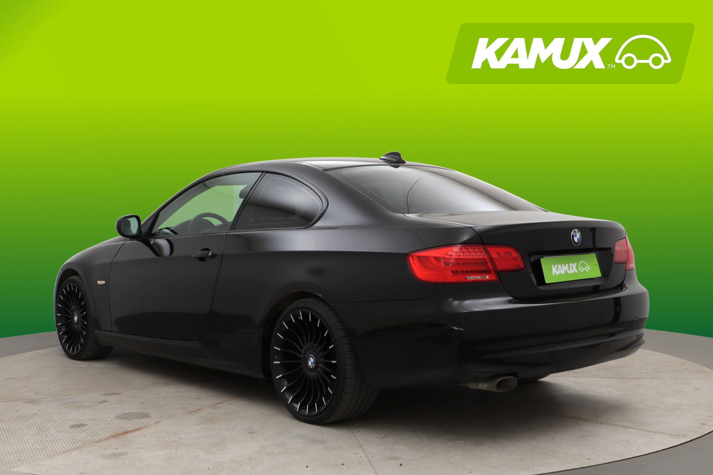 BMW 320 2011