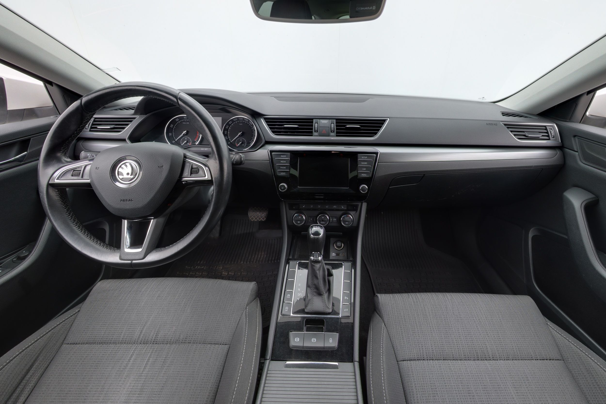 Skoda Superb 2016
