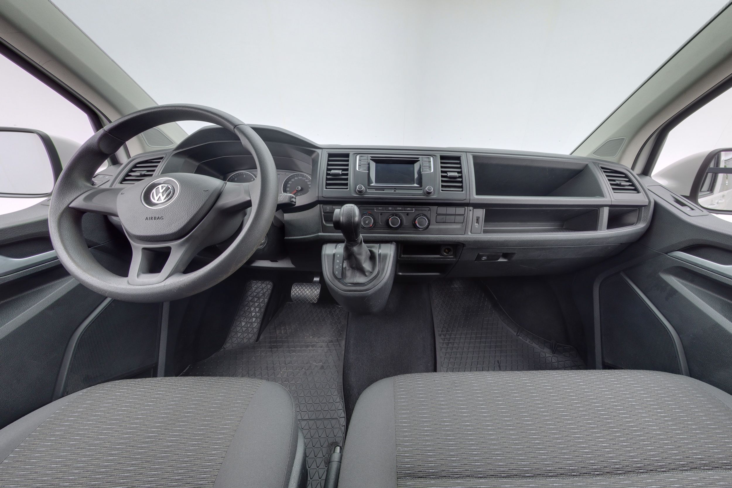 Volkswagen Caravelle 2019