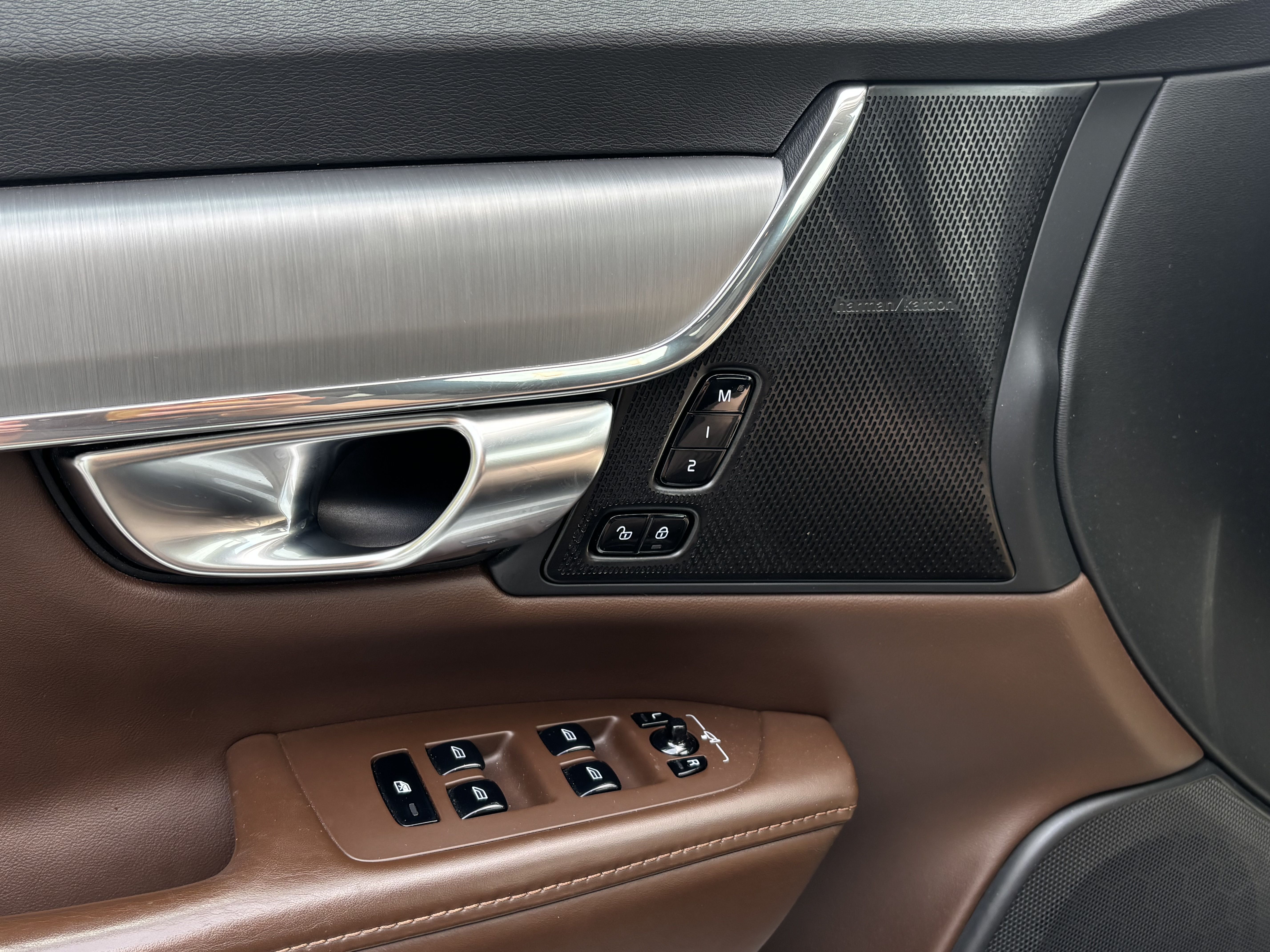 Volvo V90 Cross Country 2019