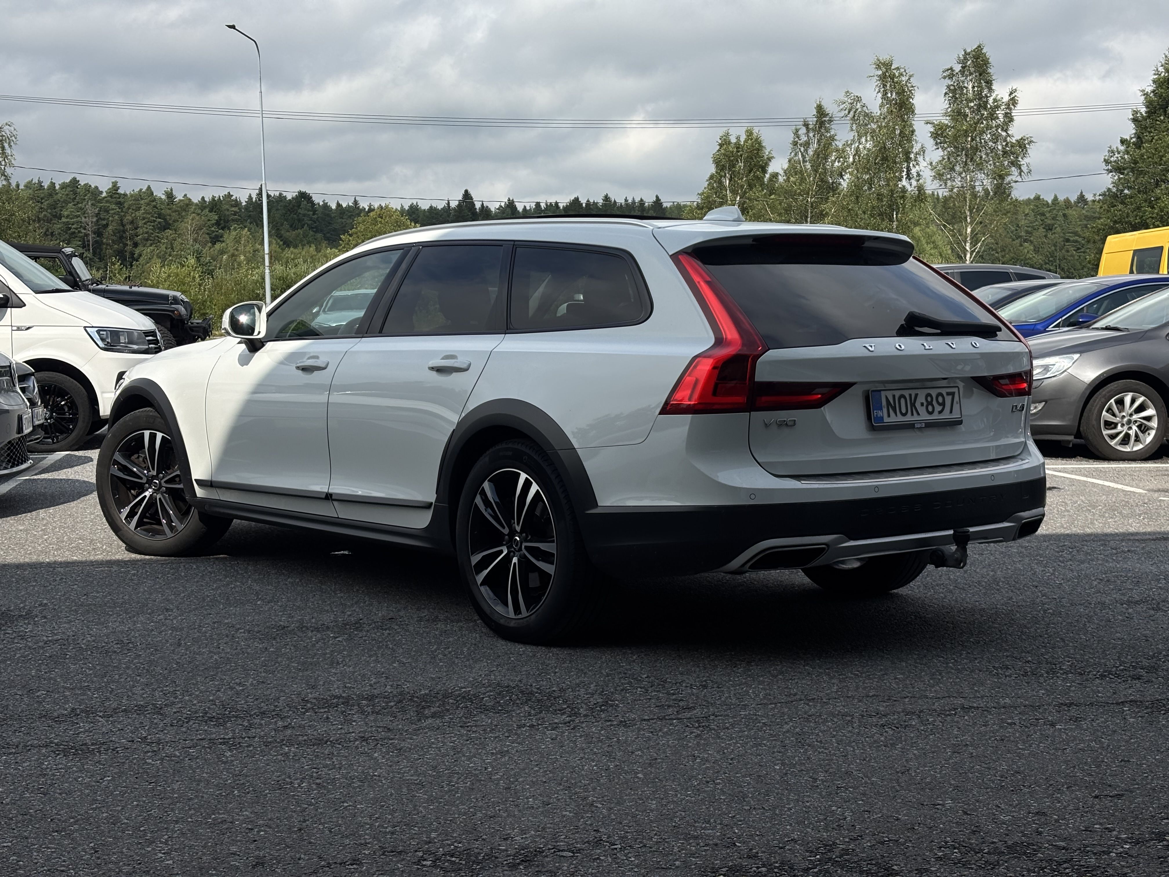 Volvo V90 Cross Country 2019