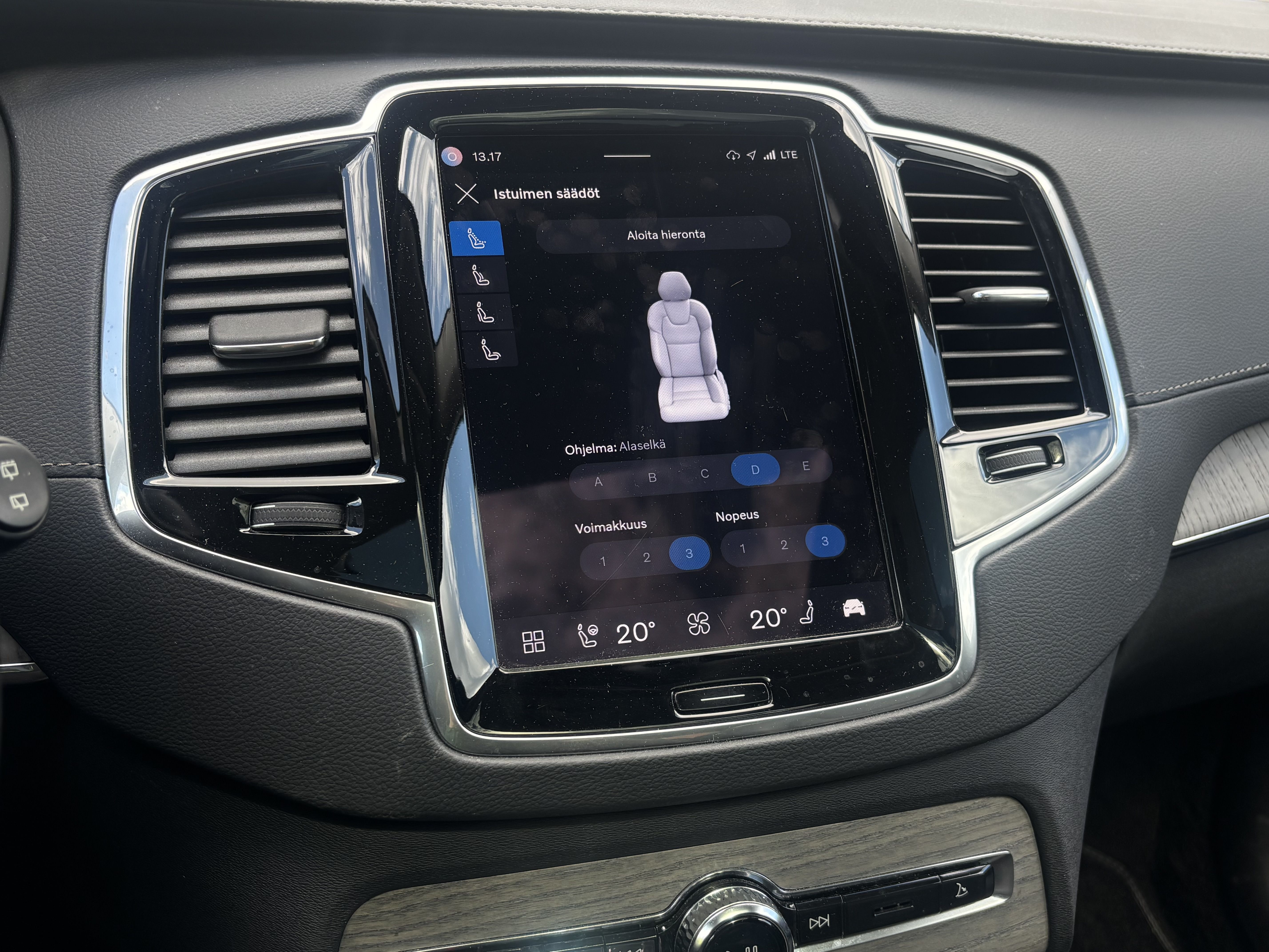 Volvo XC90 2023