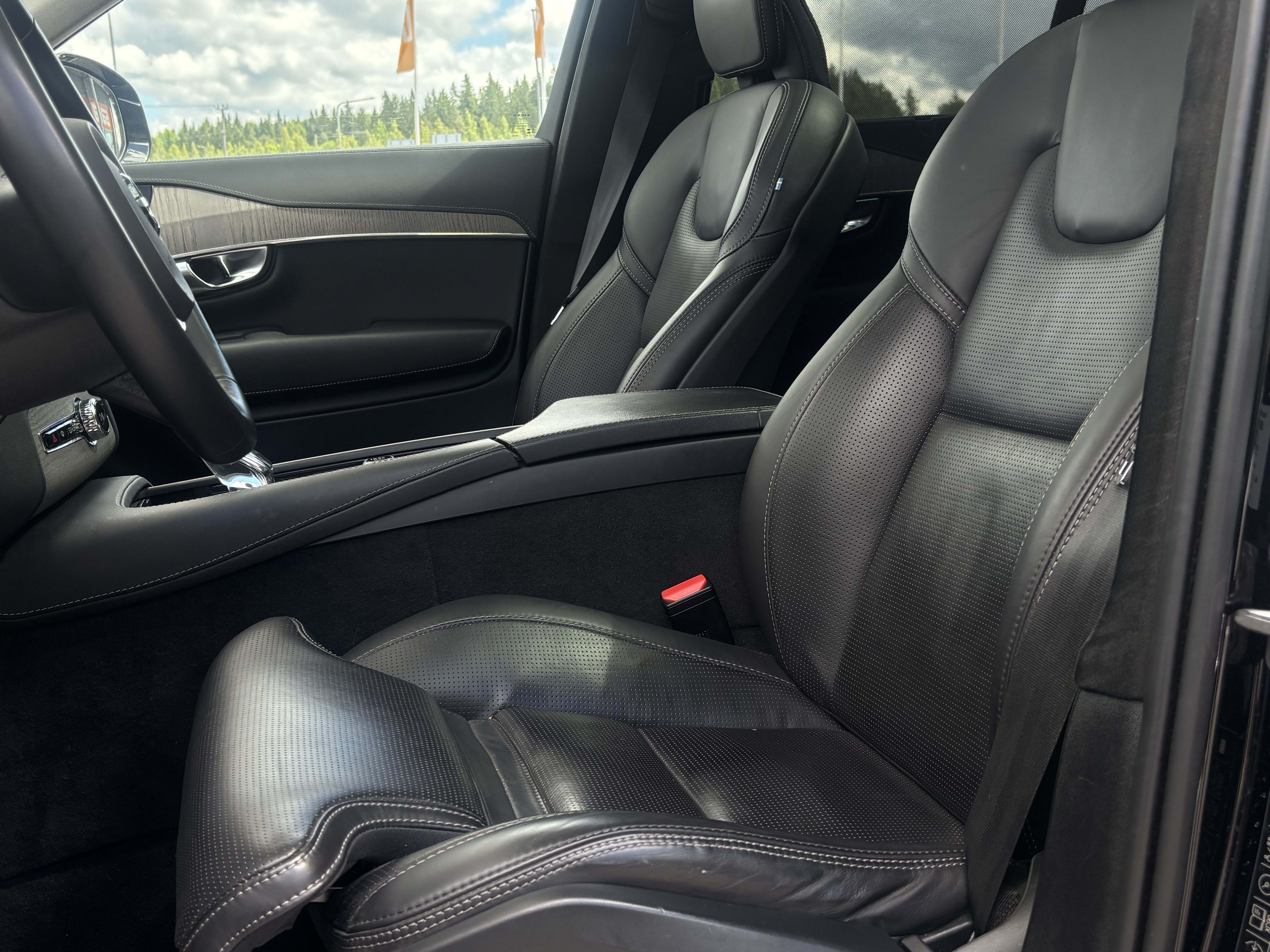 Volvo XC90 2023