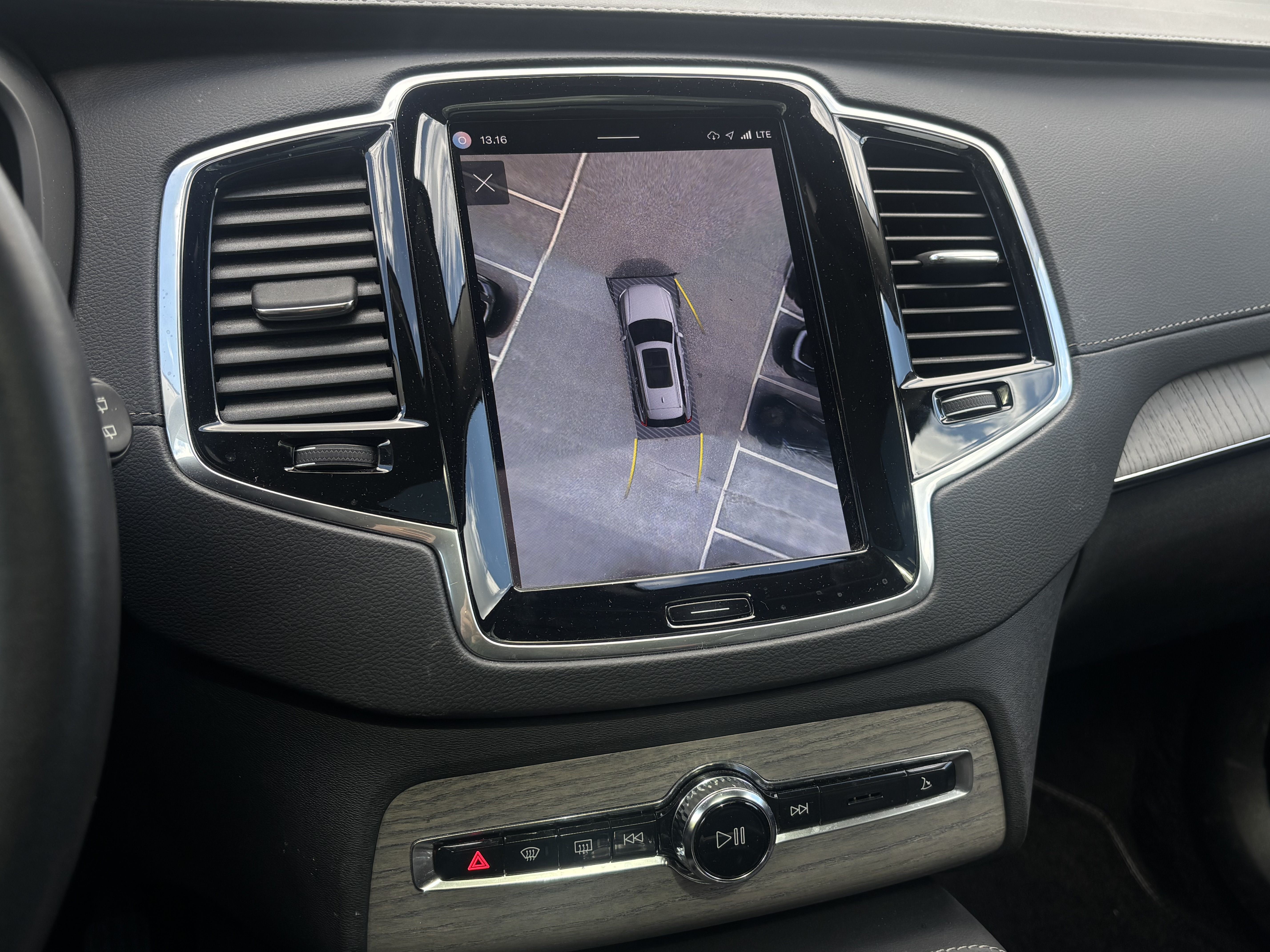 Volvo XC90 2023