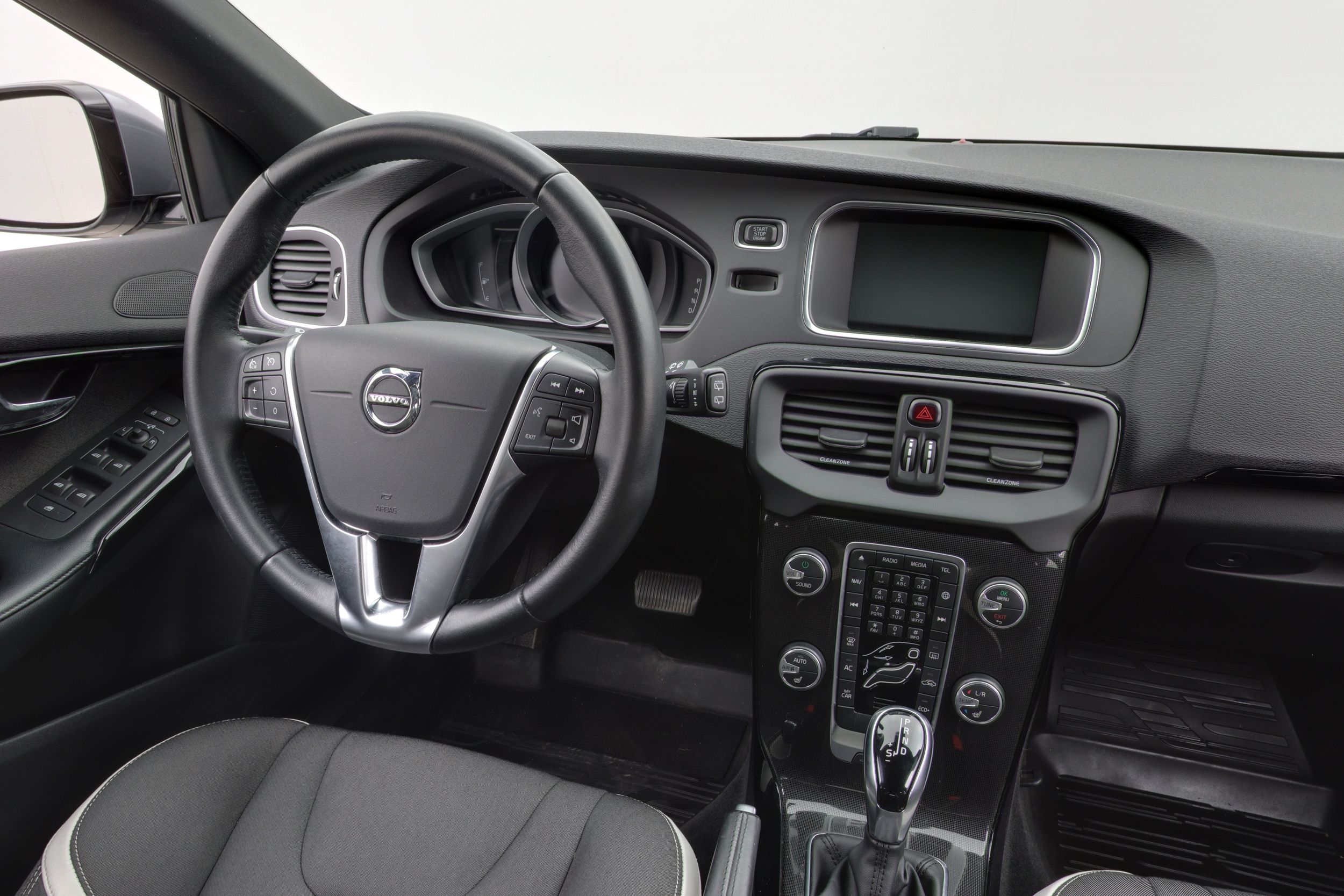Volvo V40 2019