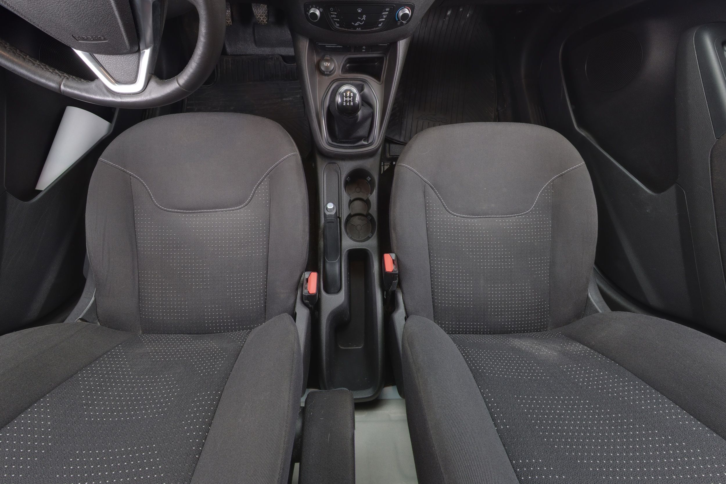 Ford Transit Courier 2016