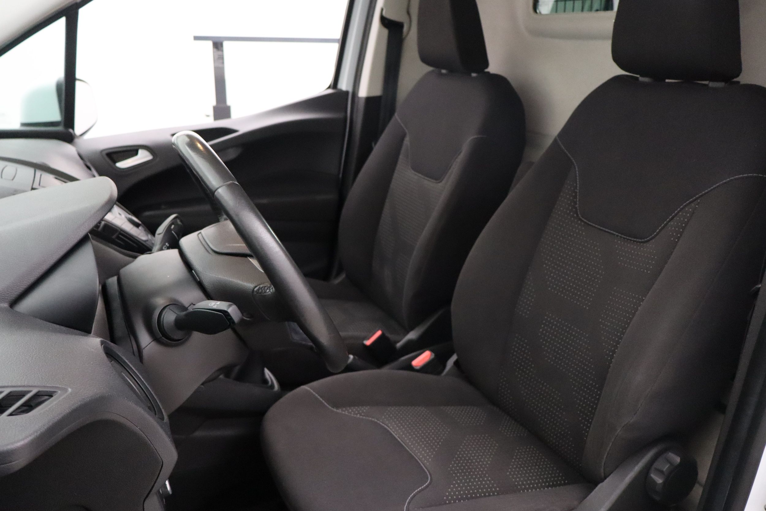 Ford Transit Courier 2016