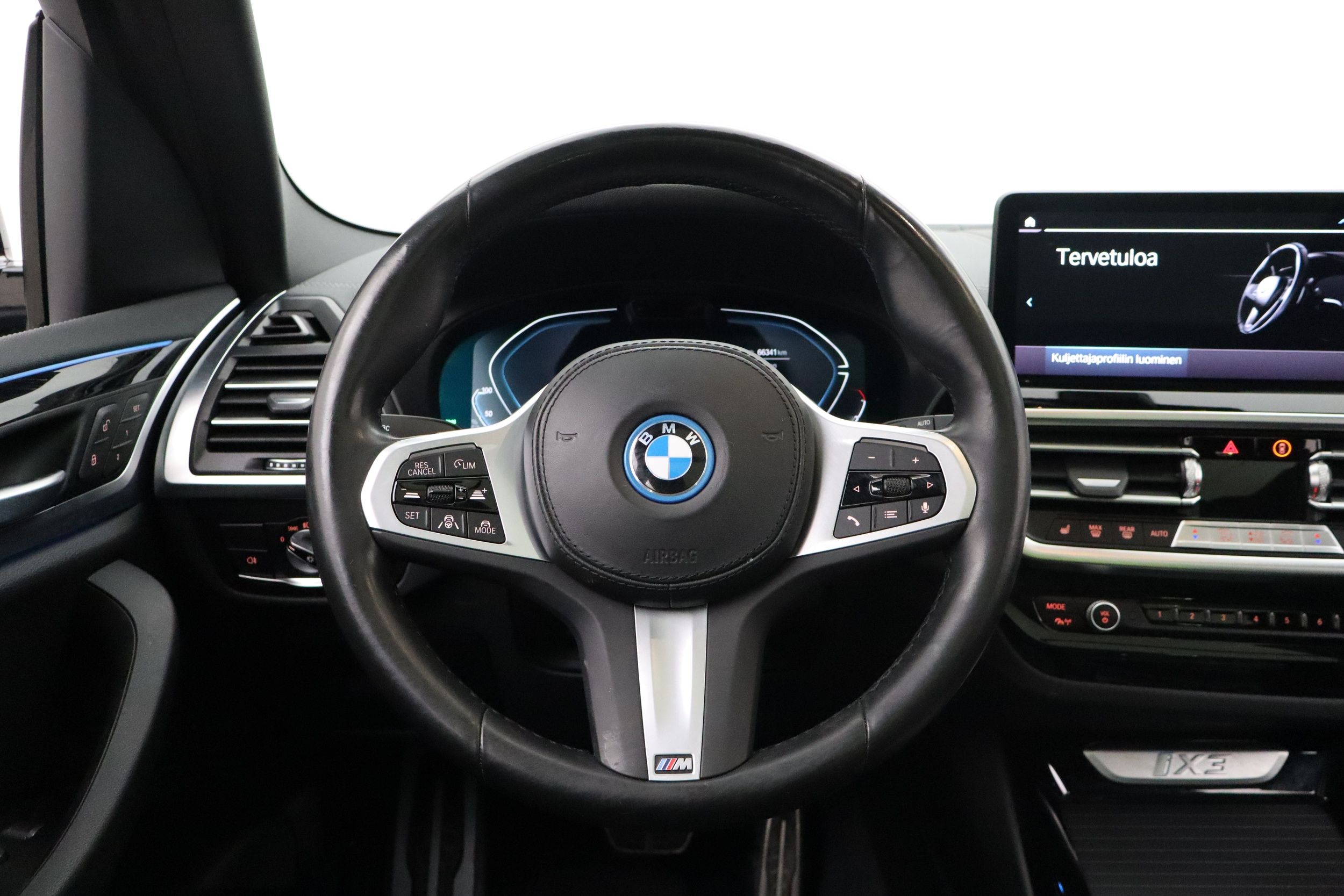 BMW iX3 2023