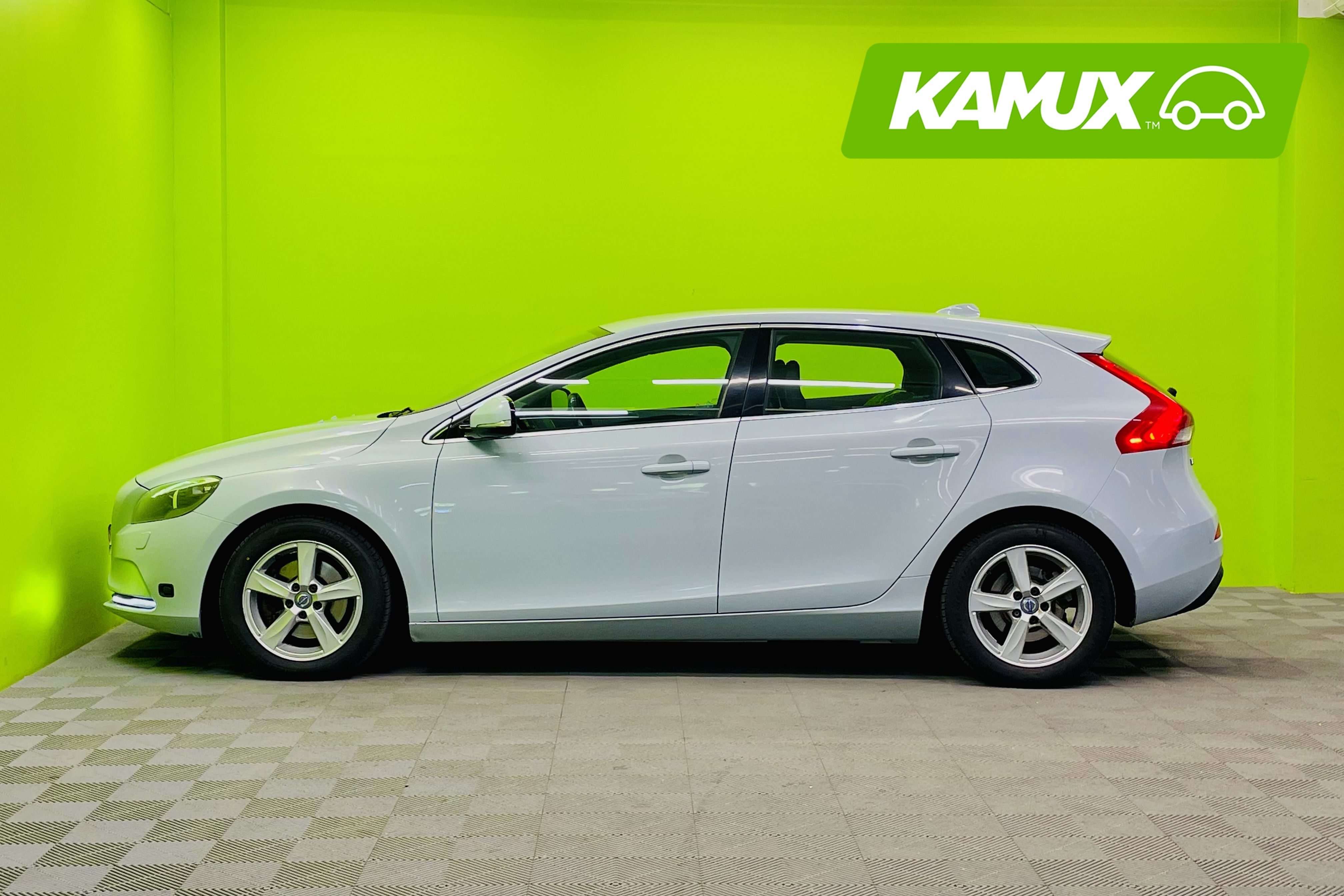 Volvo V40 2014