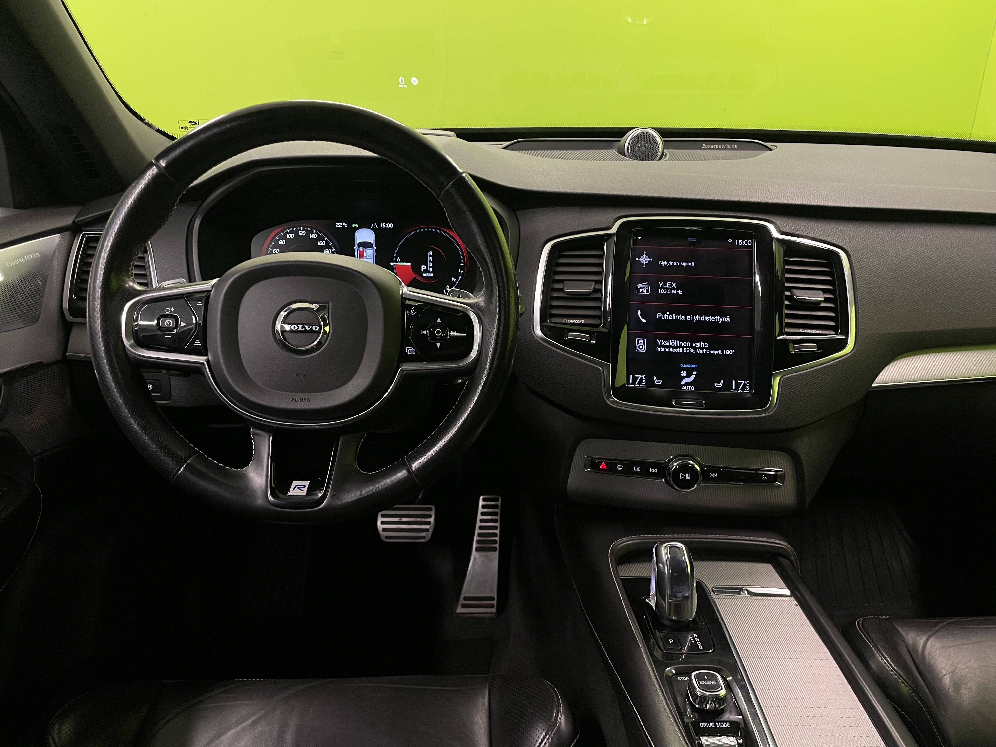 Volvo XC90 2016