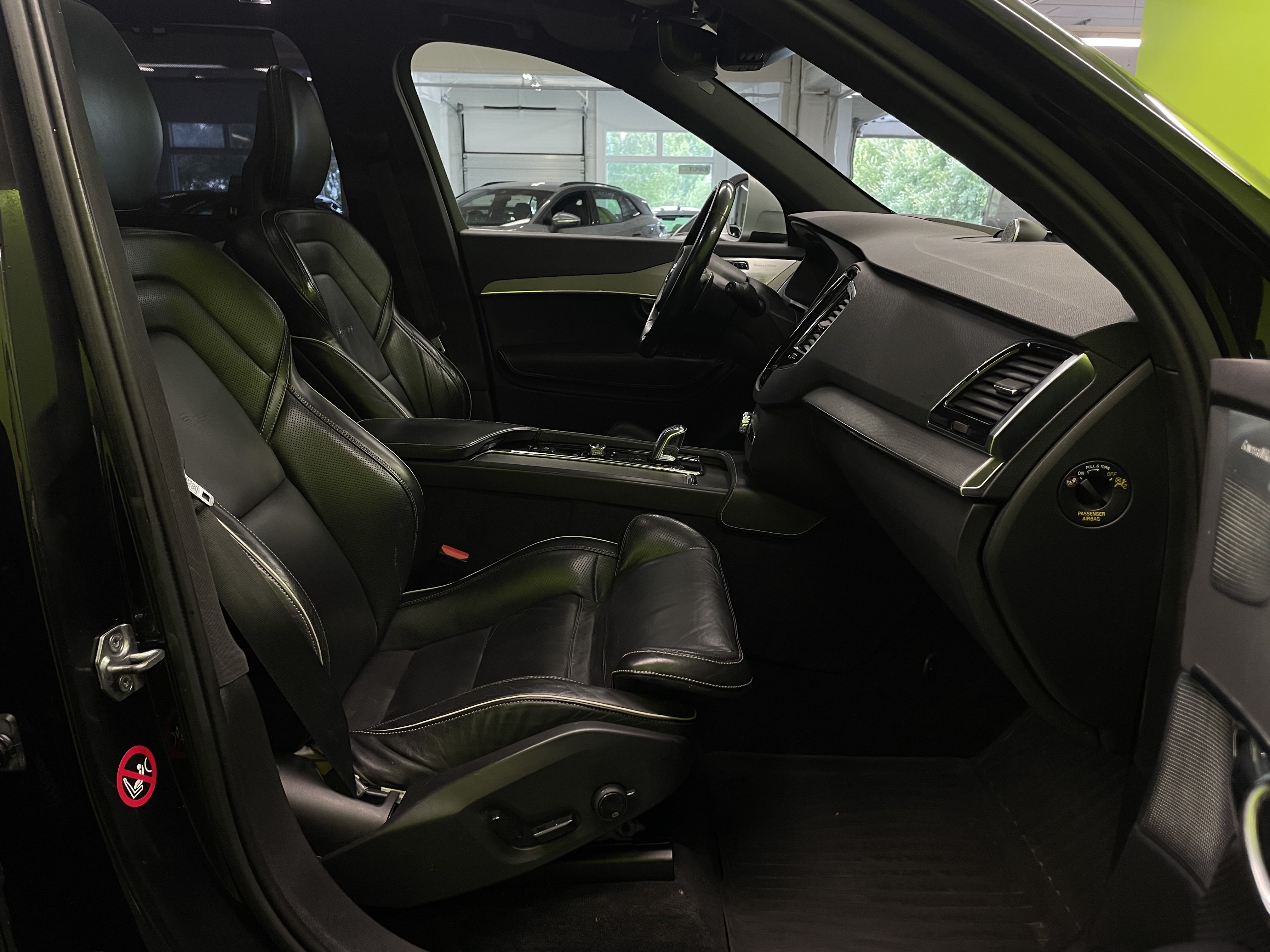 Volvo XC90 2016