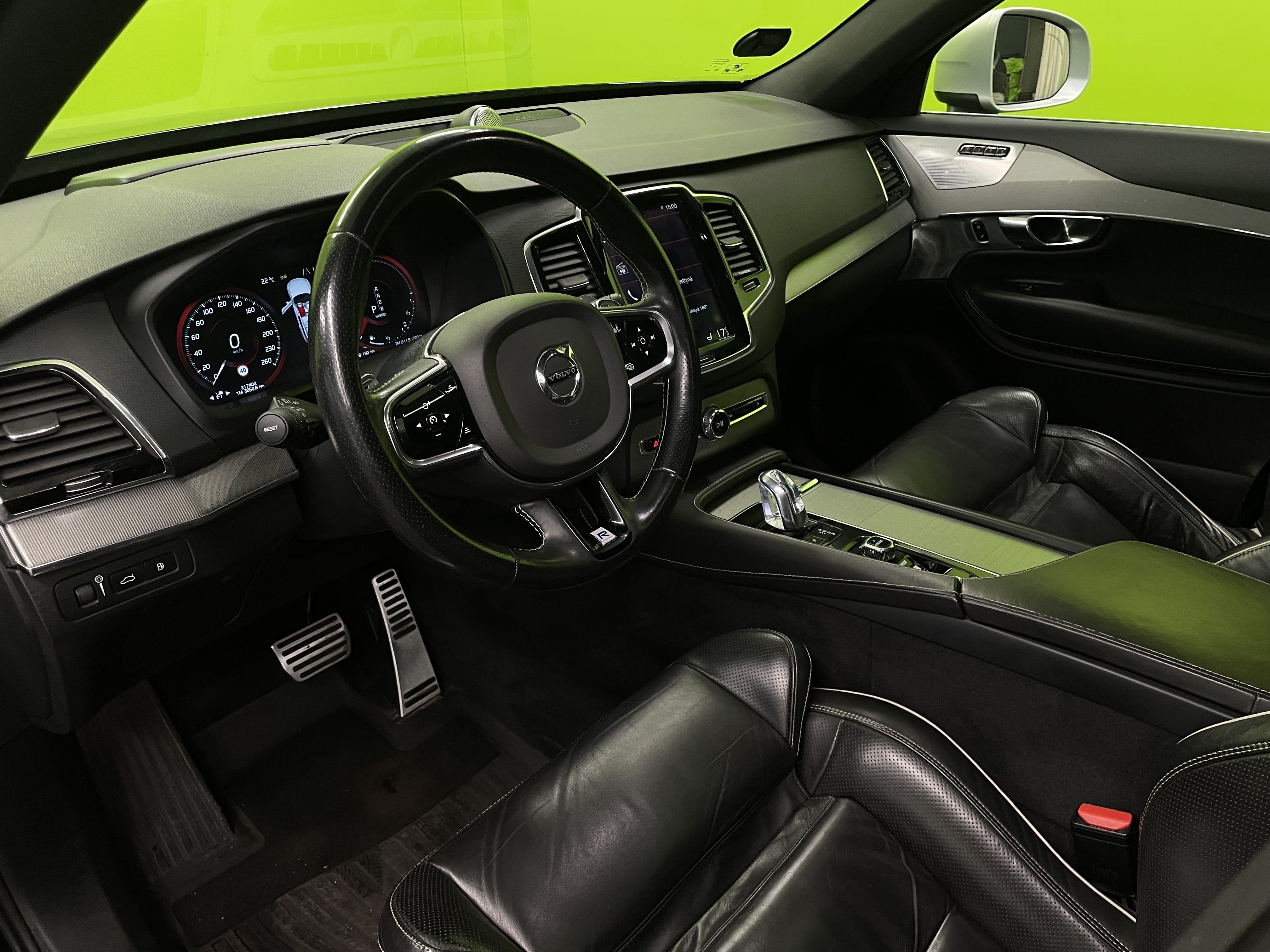 Volvo XC90 2016