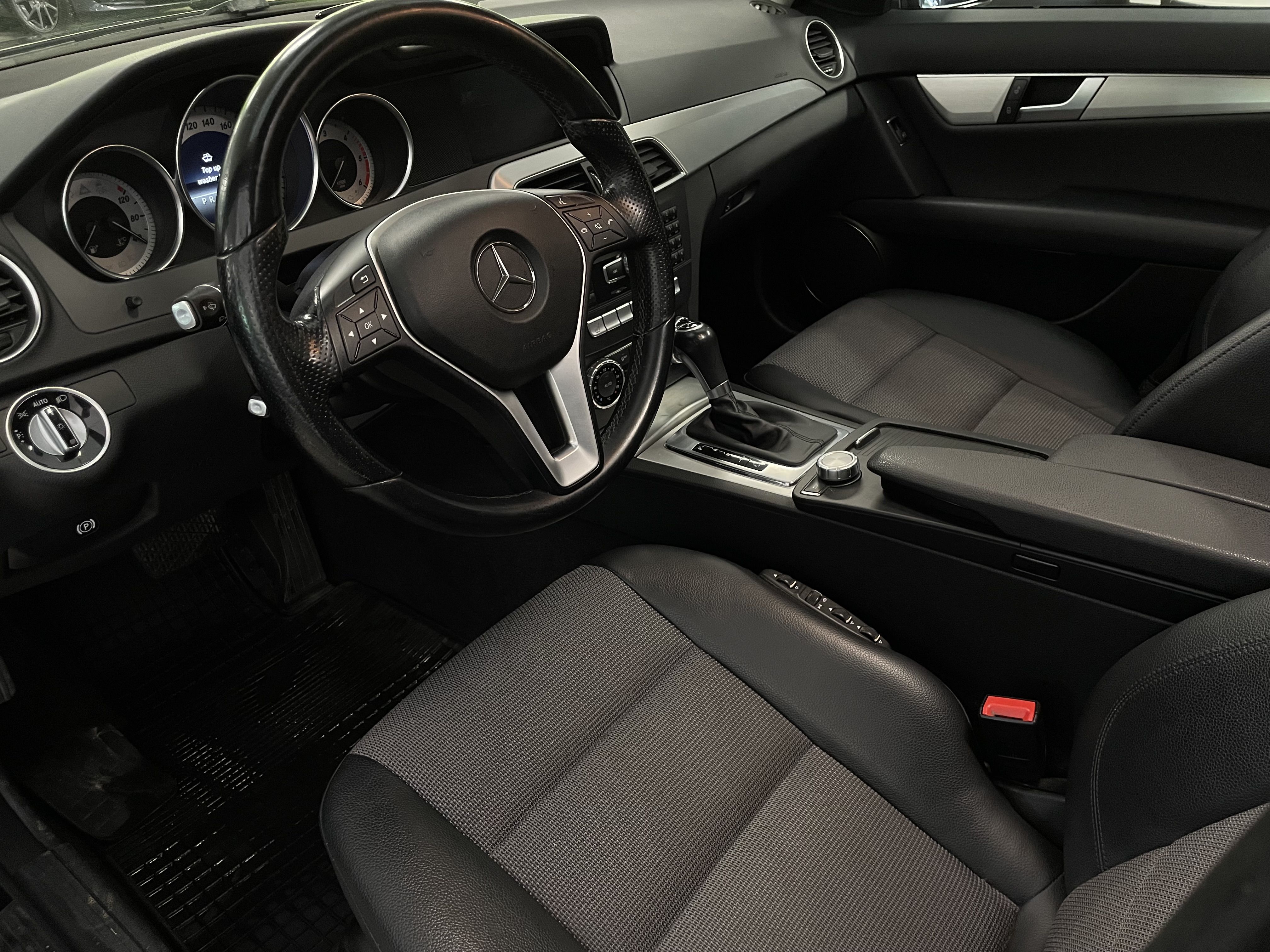 Mercedes-Benz C 2013
