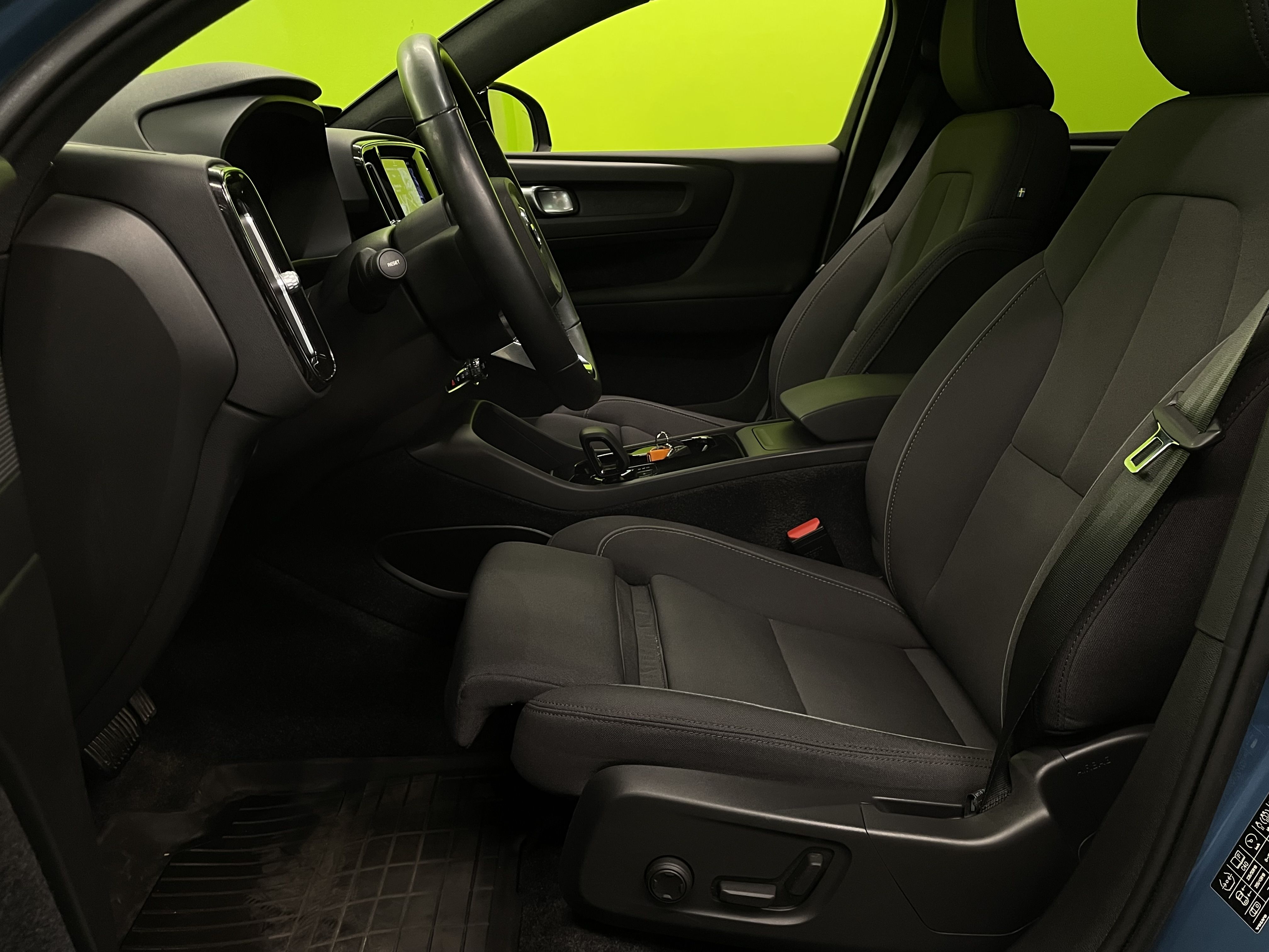 Volvo C40 2023