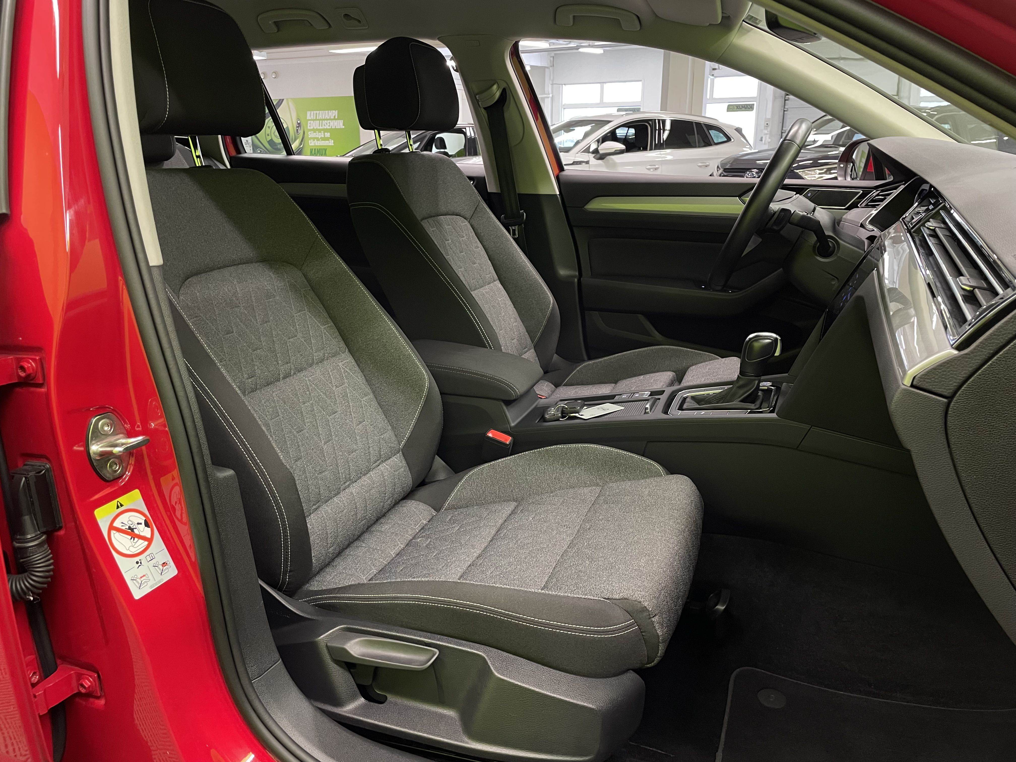 Volkswagen Passat 2023