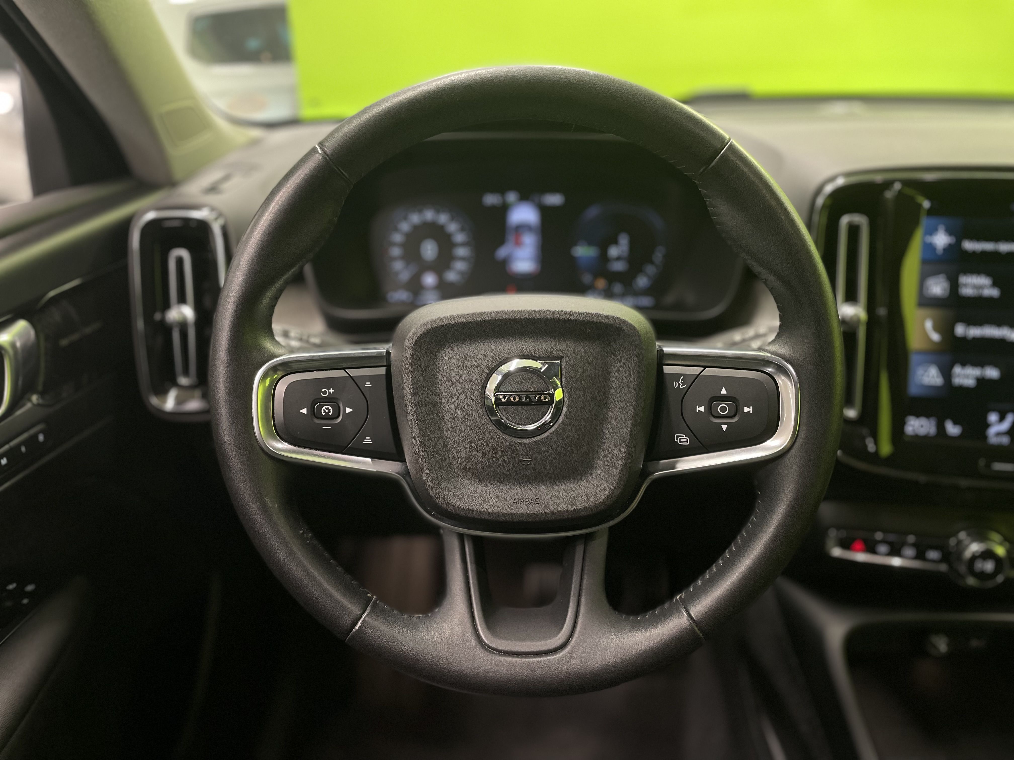 Volvo XC40 2021