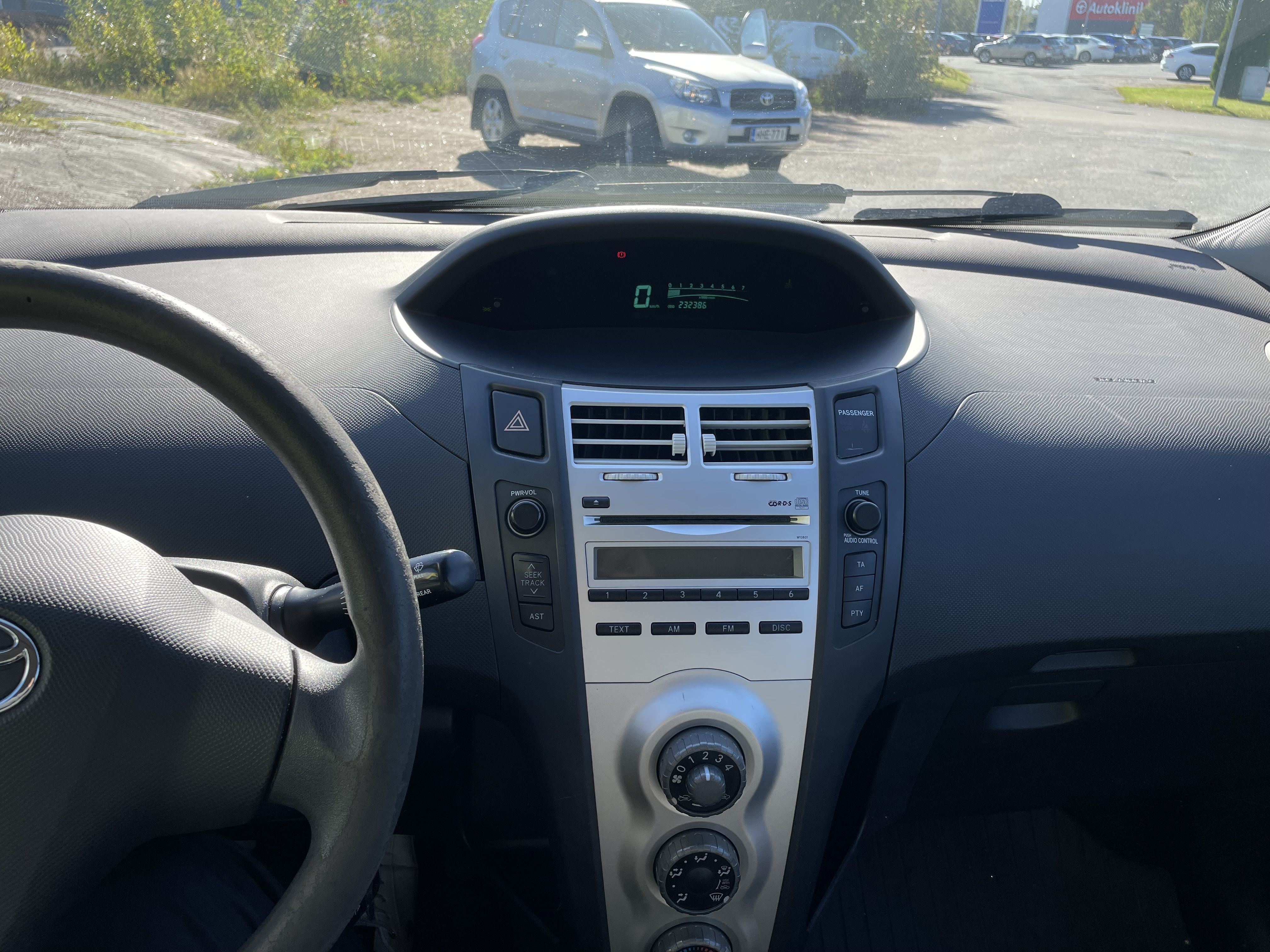 Toyota Yaris 2006