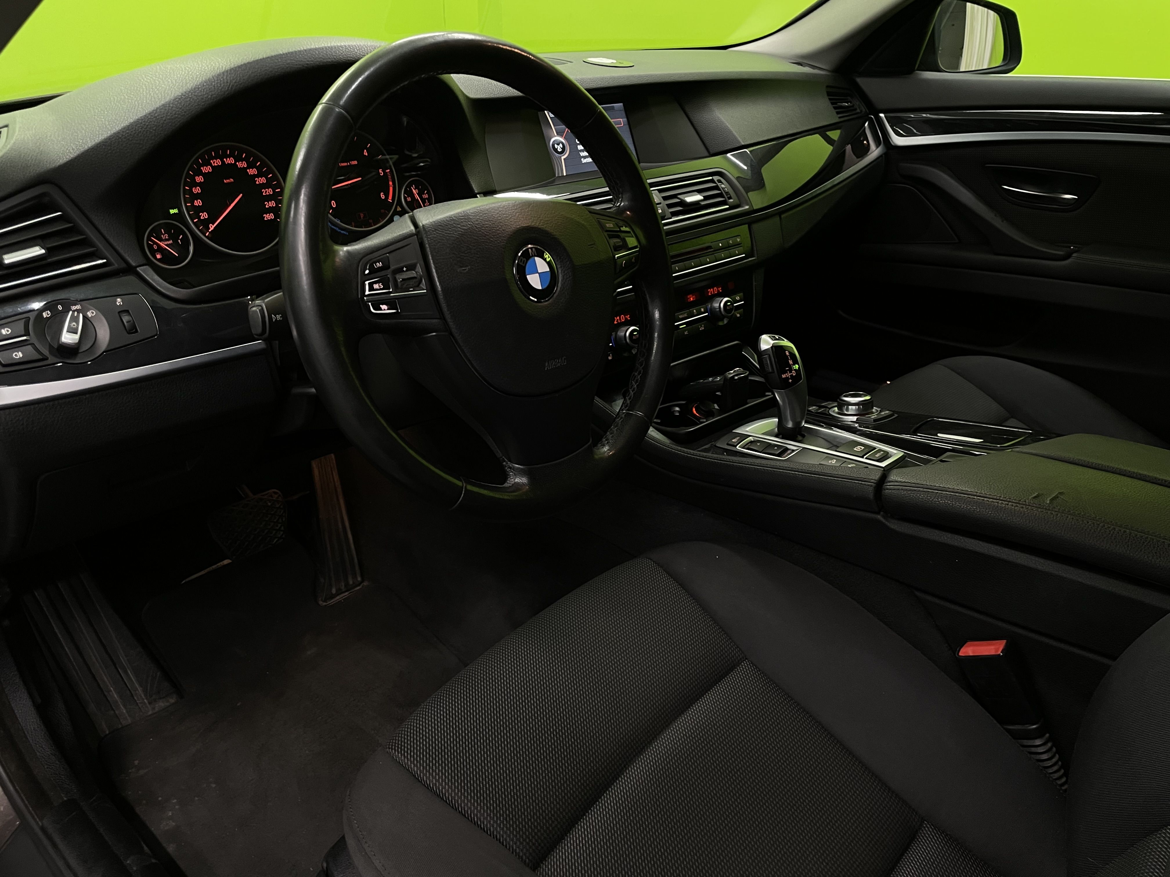 BMW 530 2012