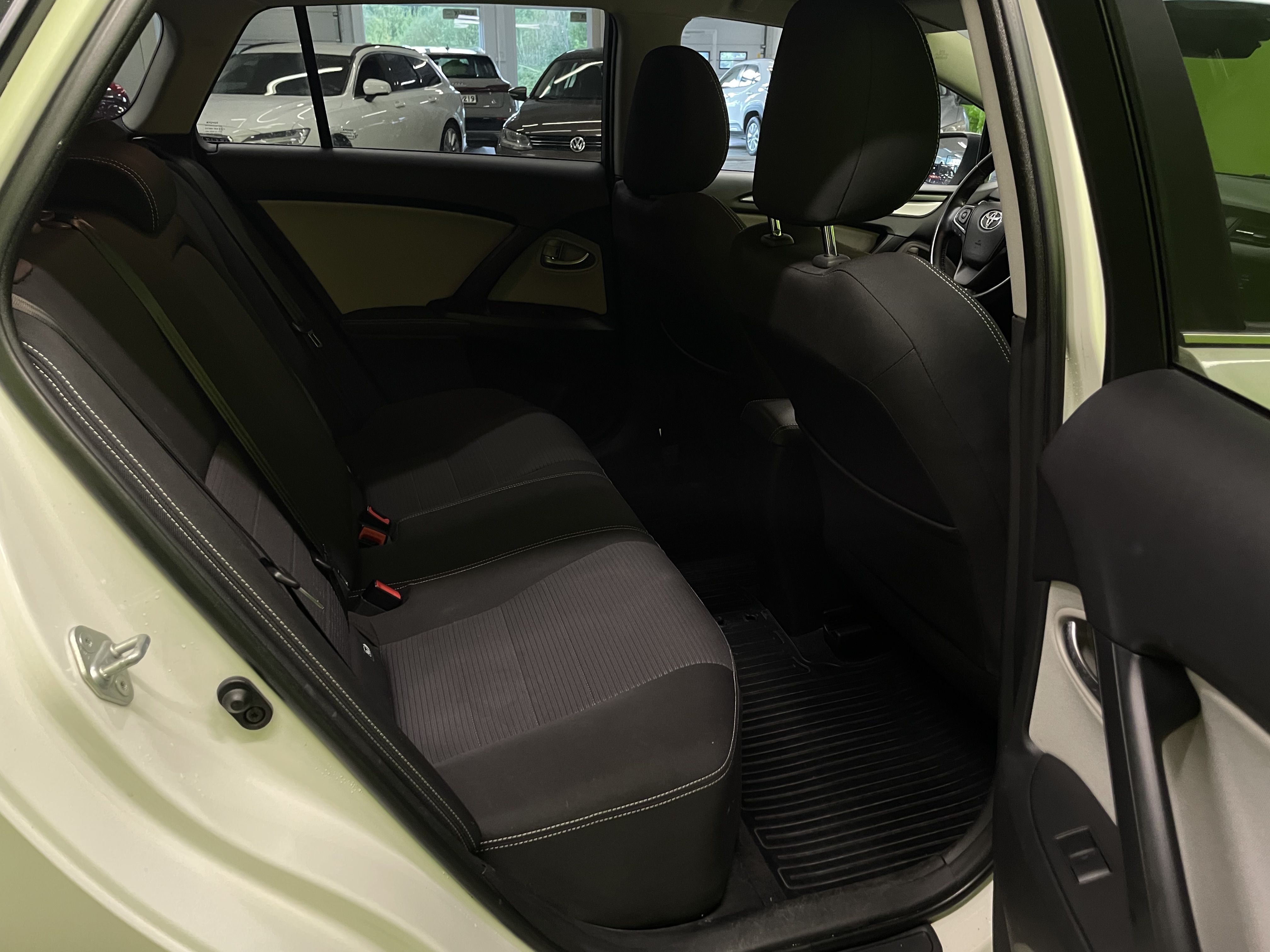Toyota Avensis 2017