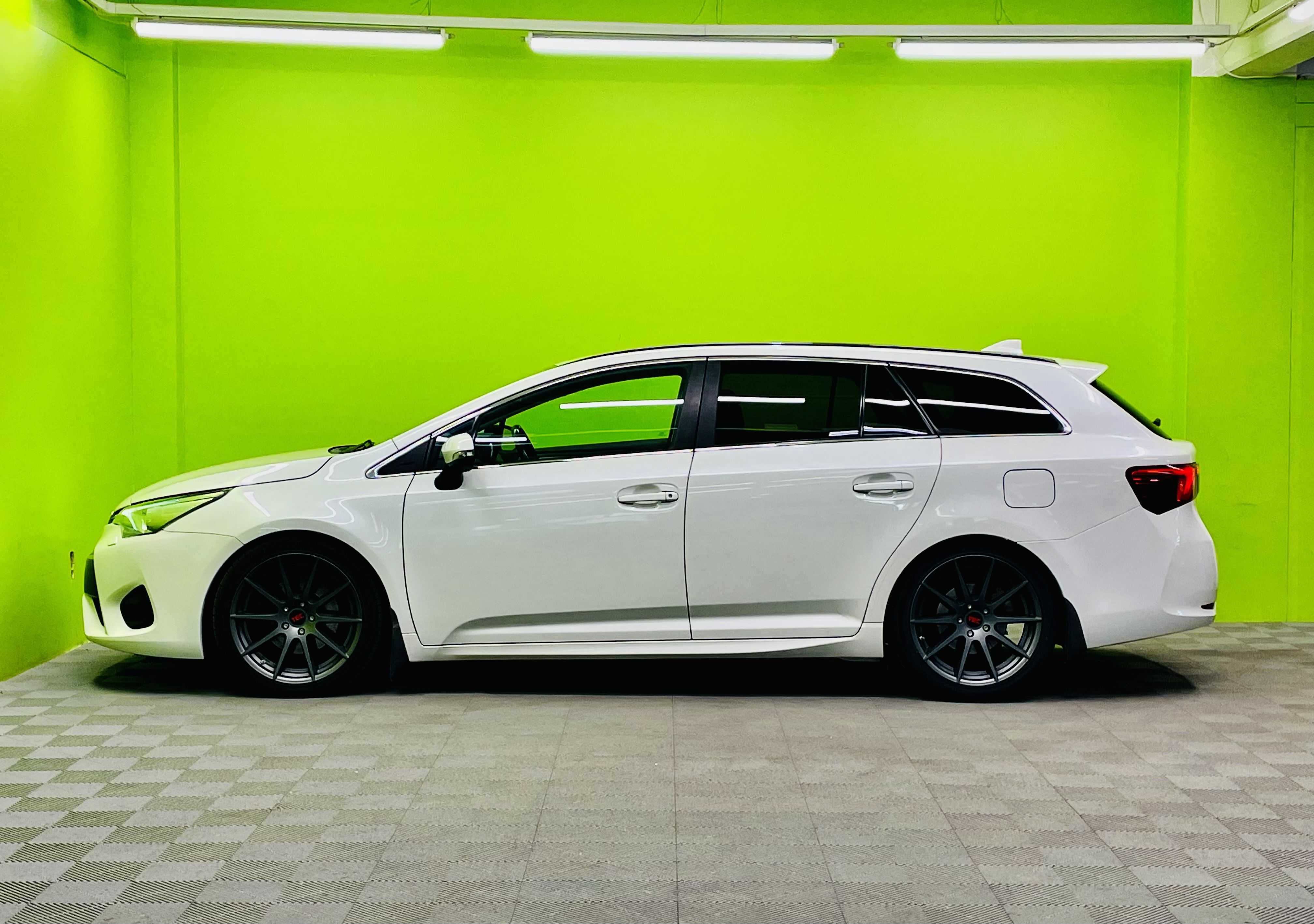 Toyota Avensis 2017