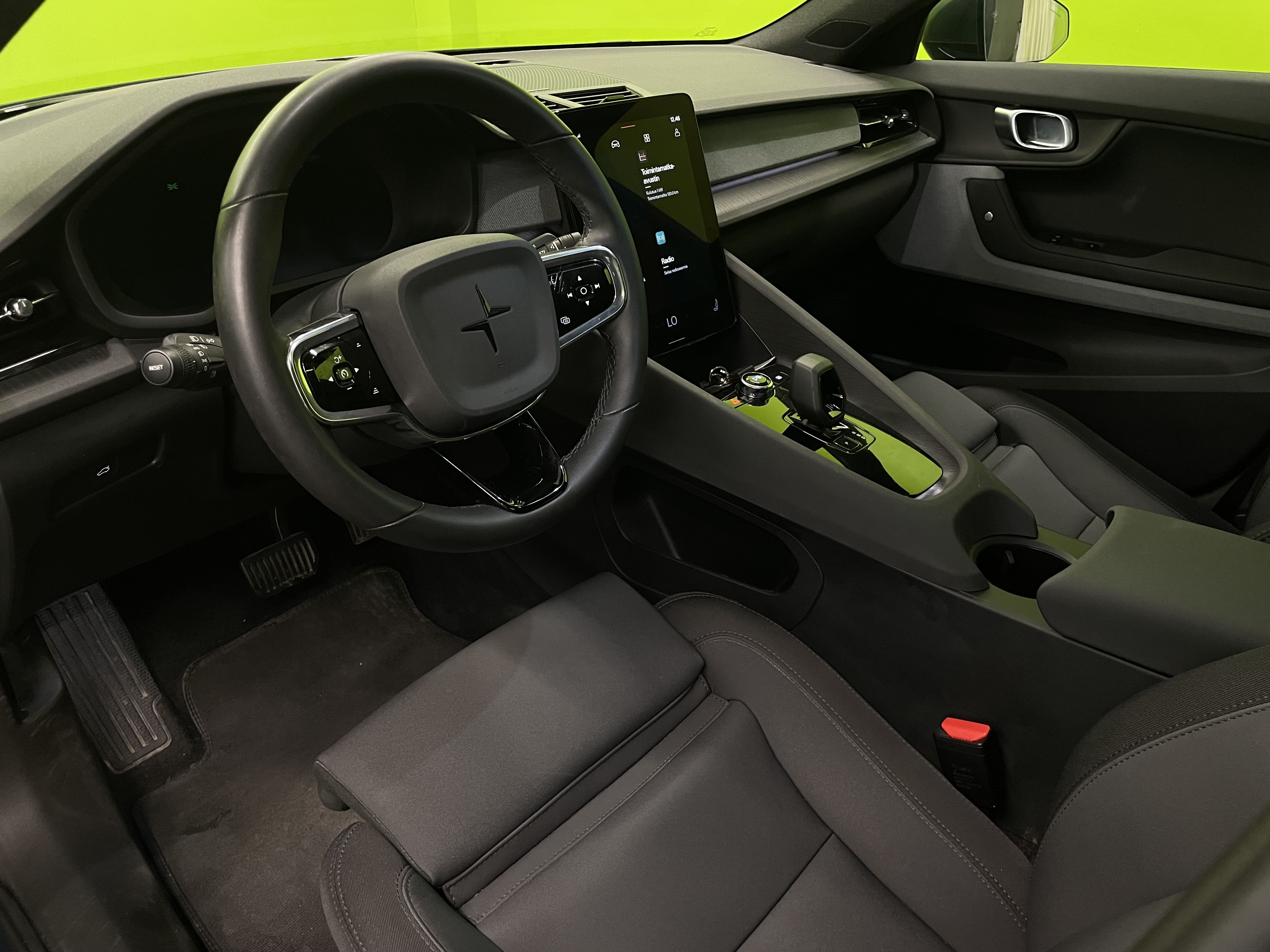 Polestar 2 2023