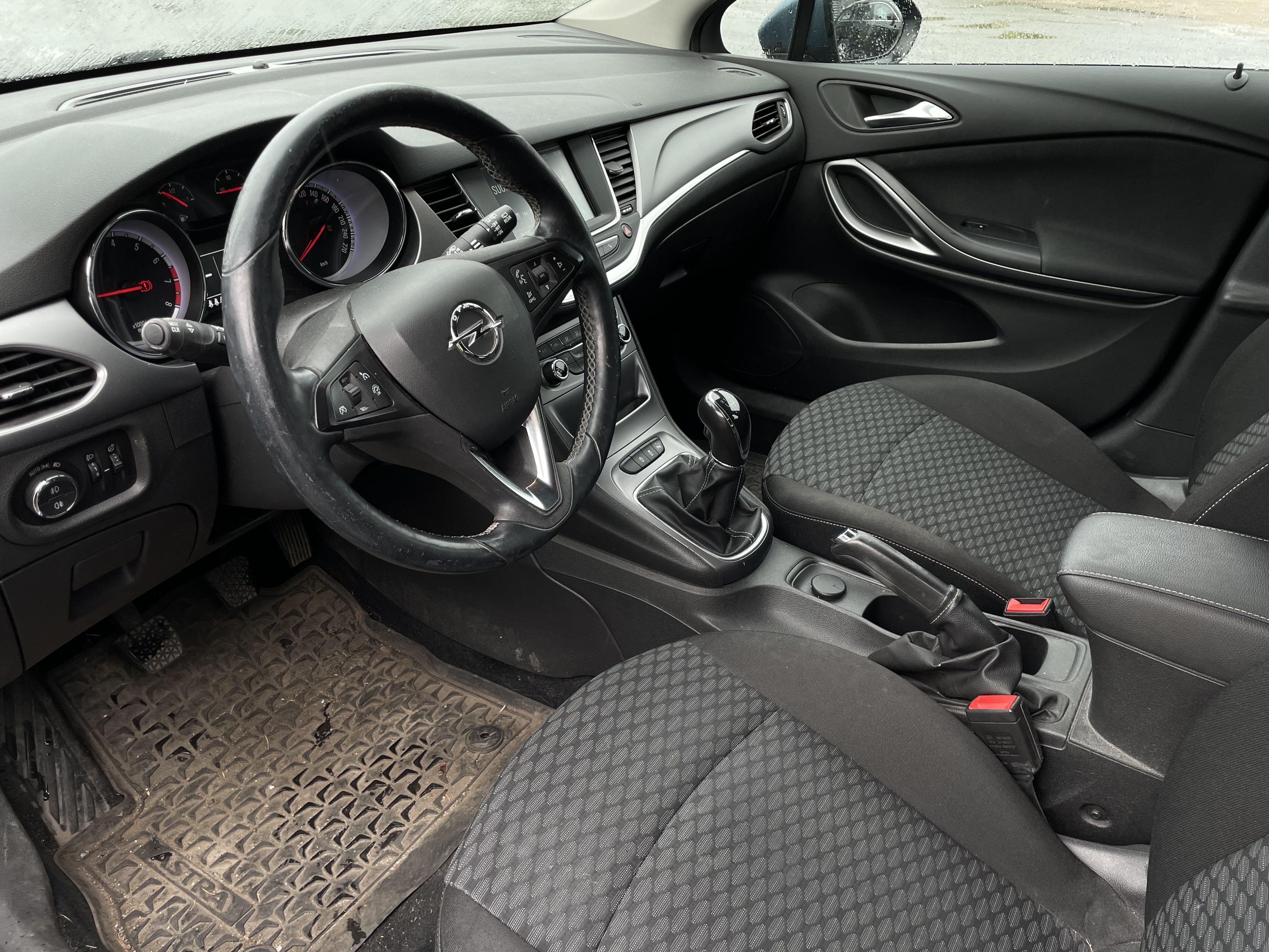 Opel Astra 2016