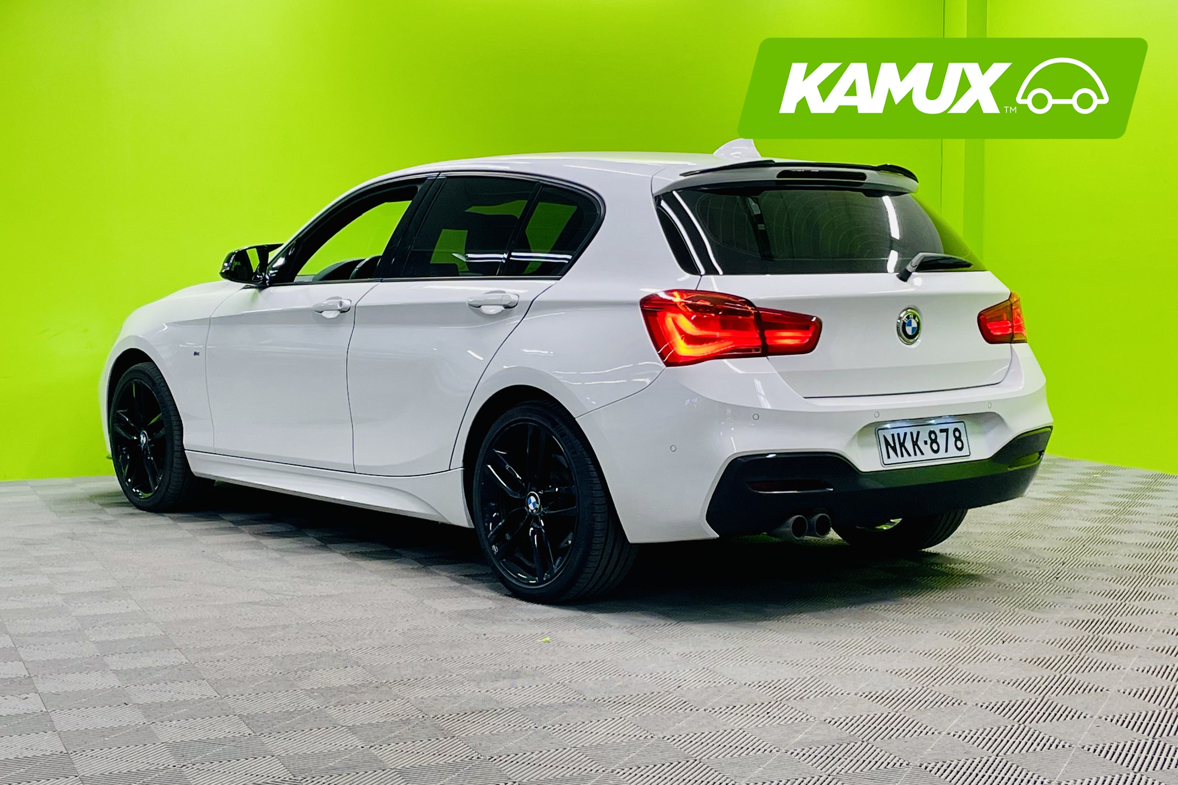 BMW 120 2016