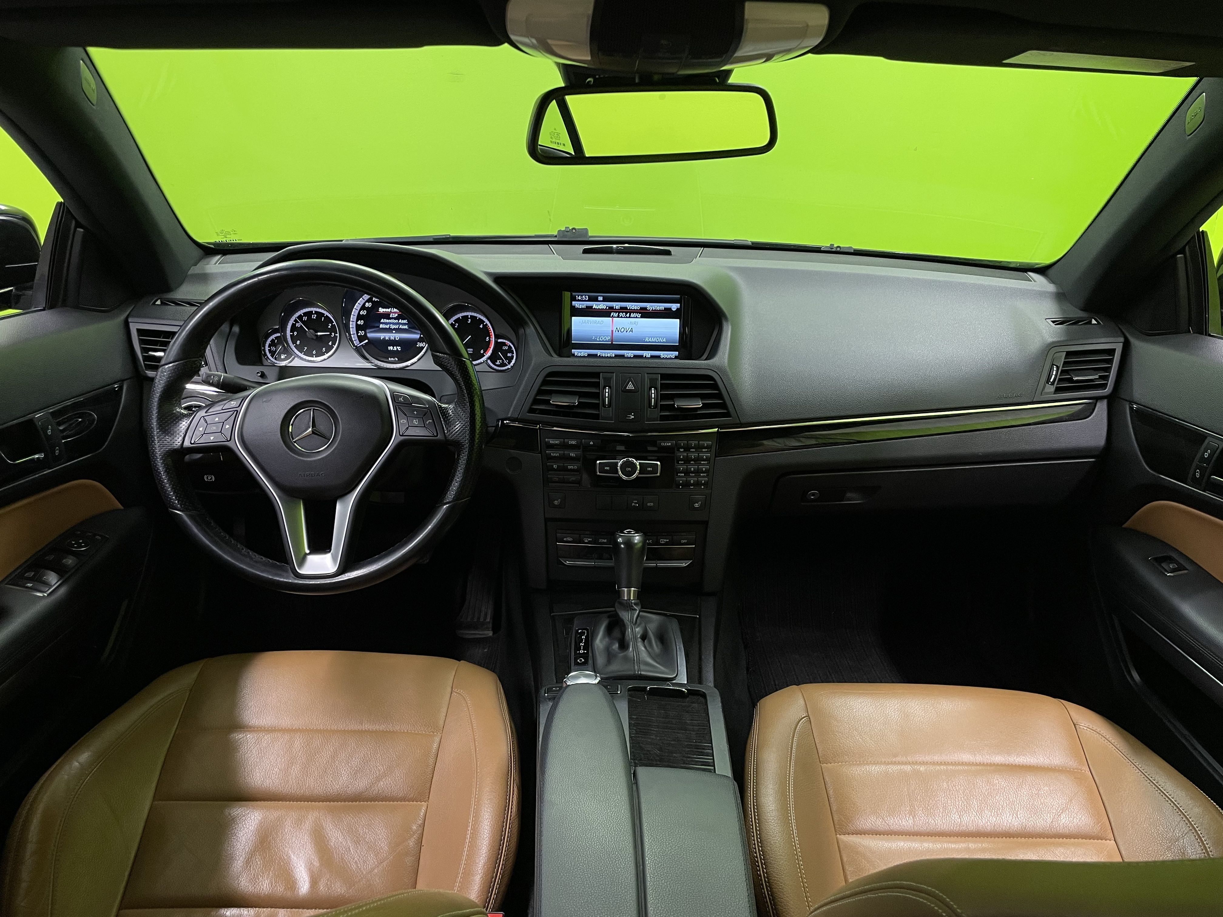 Mercedes-Benz E 2013