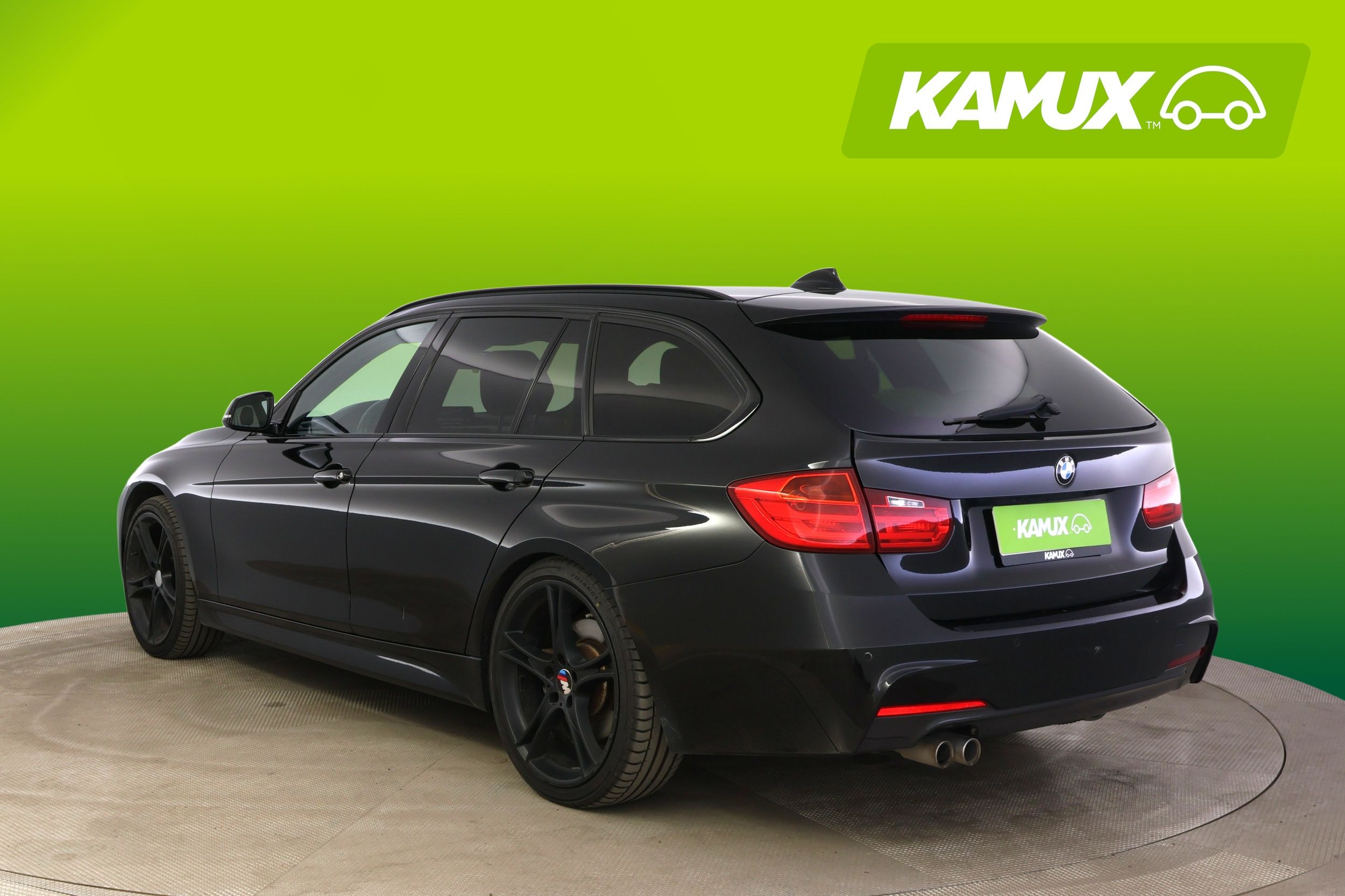 BMW 330 2015