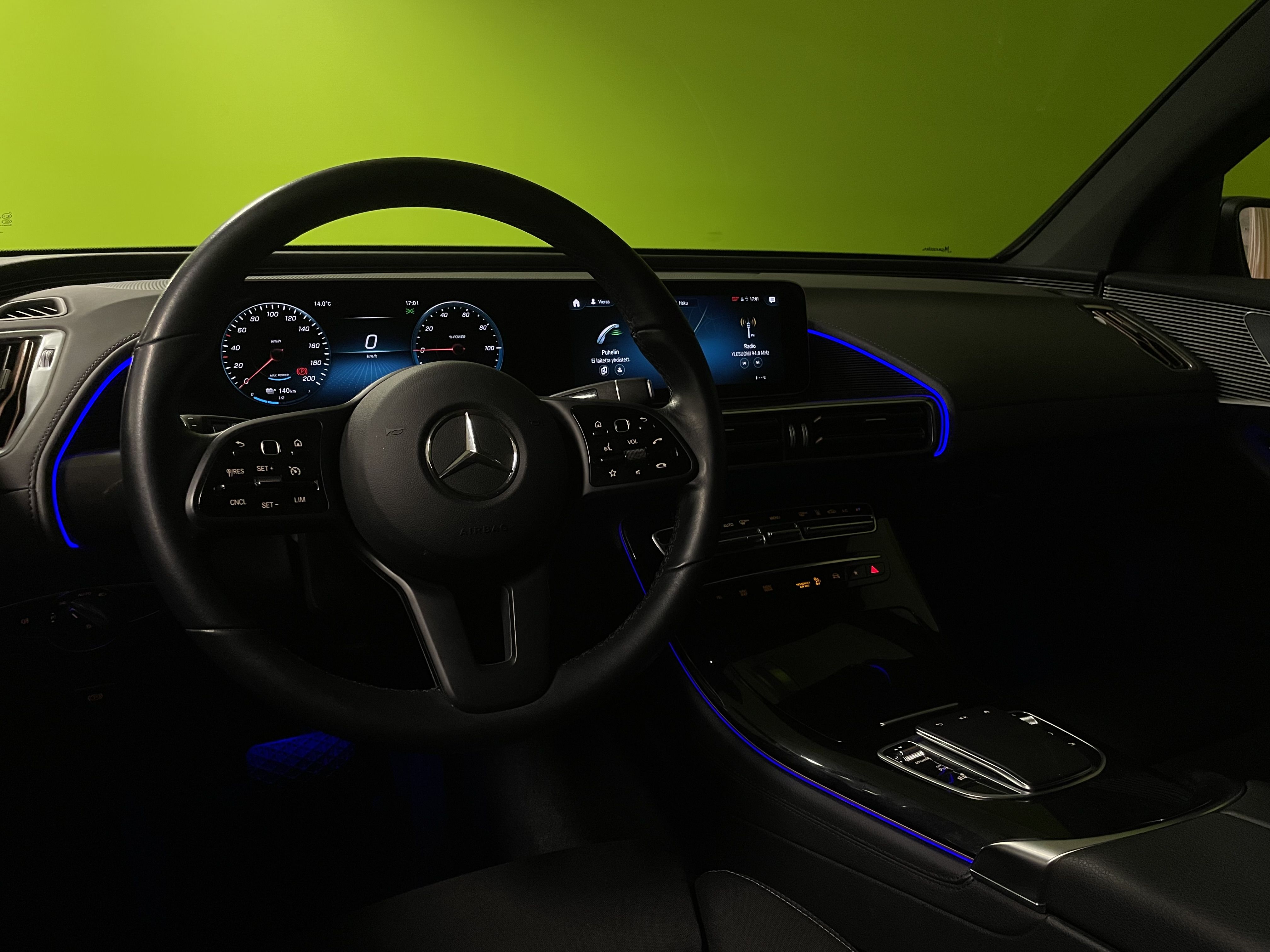 Mercedes-Benz EQC 2020