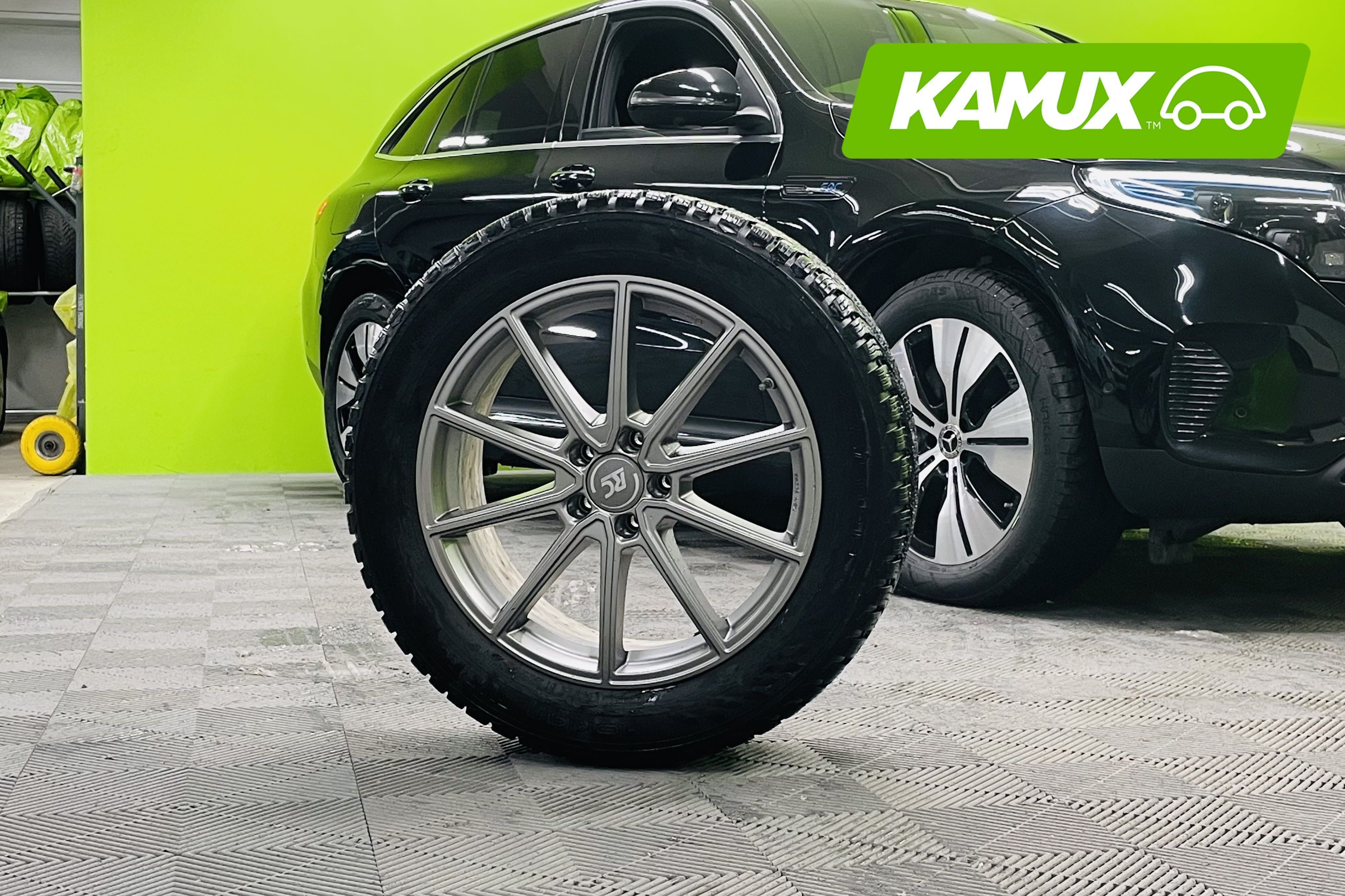 Mercedes-Benz EQC 2020