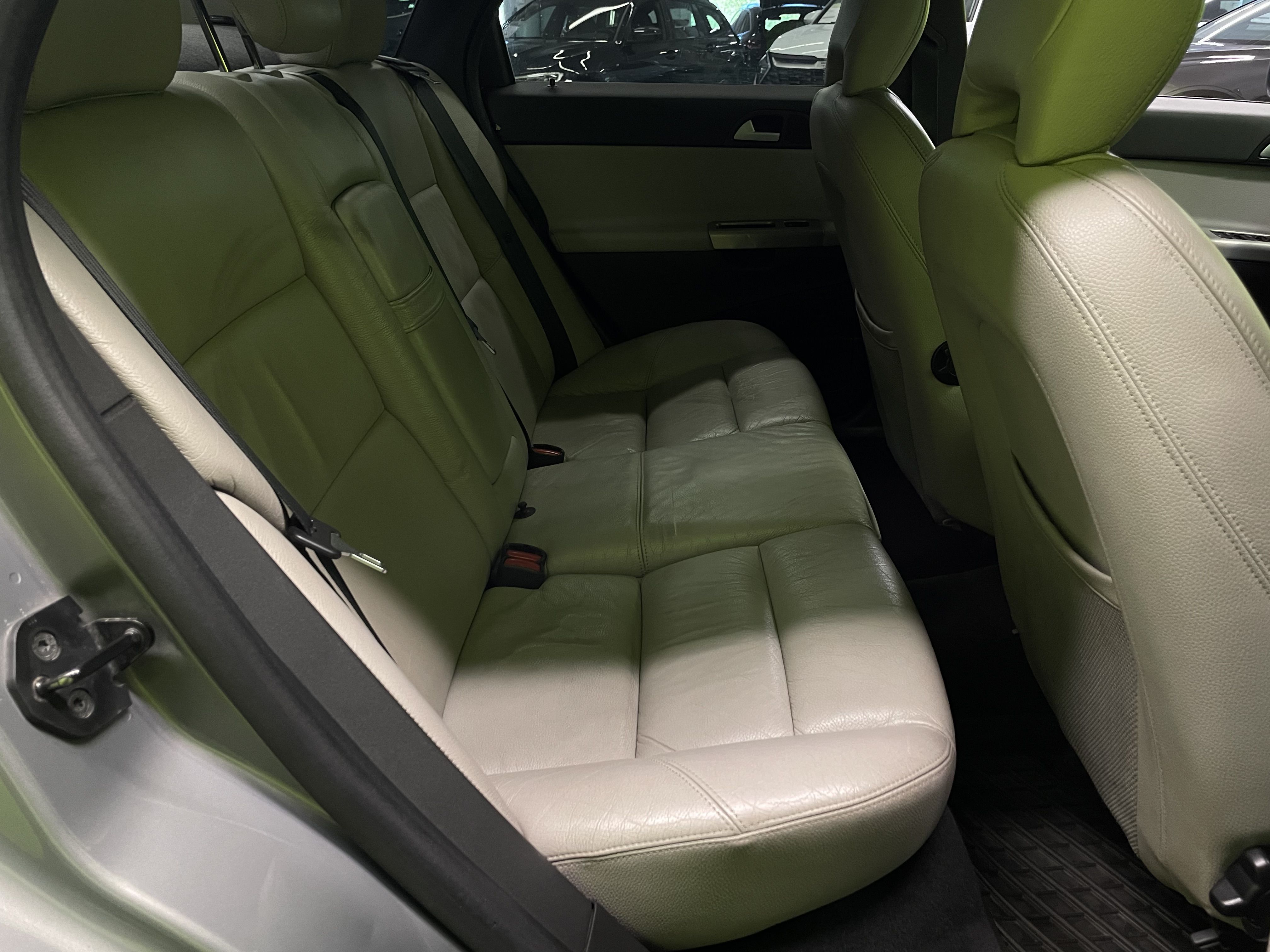 Volvo S40 2004