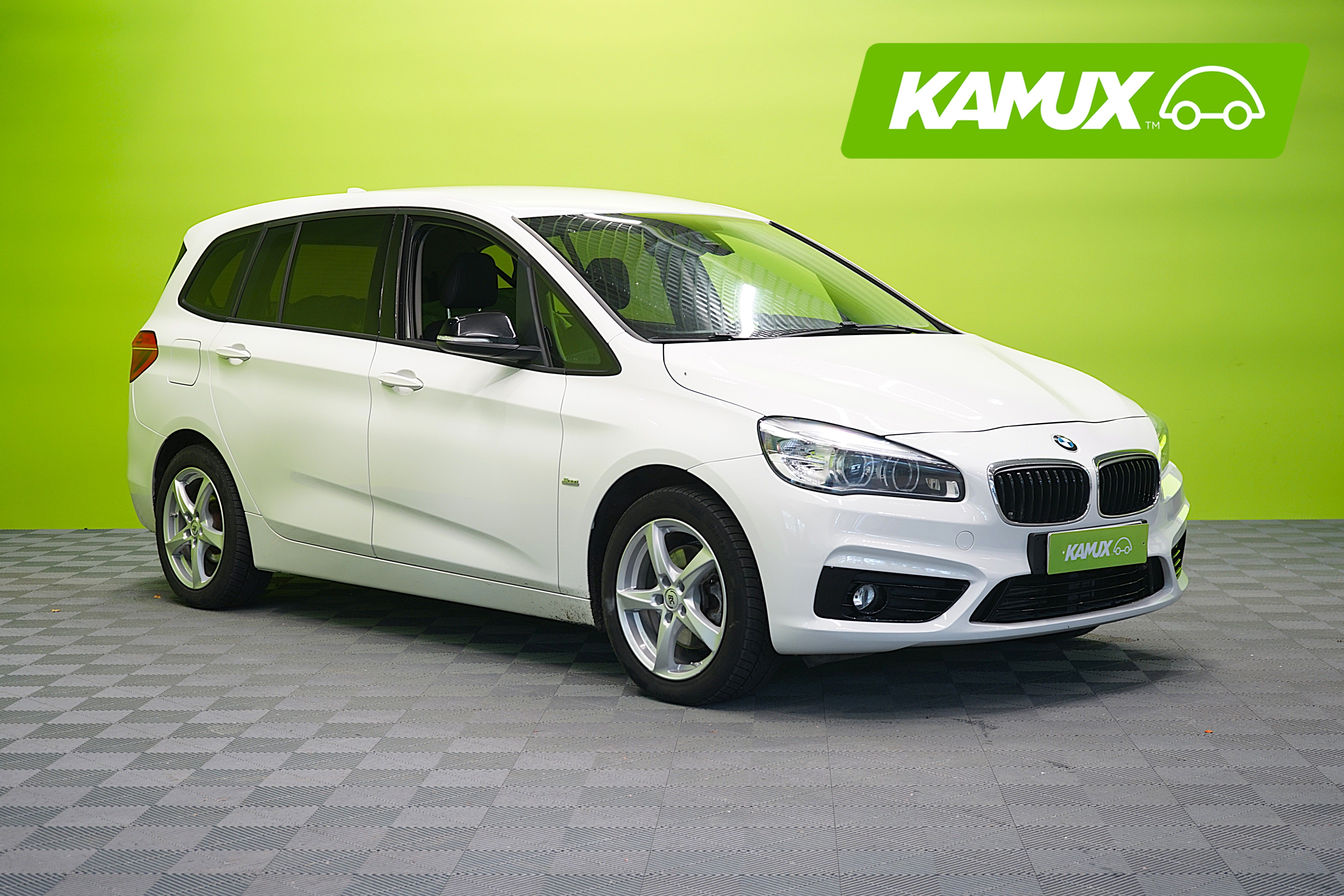 BMW 218 2016