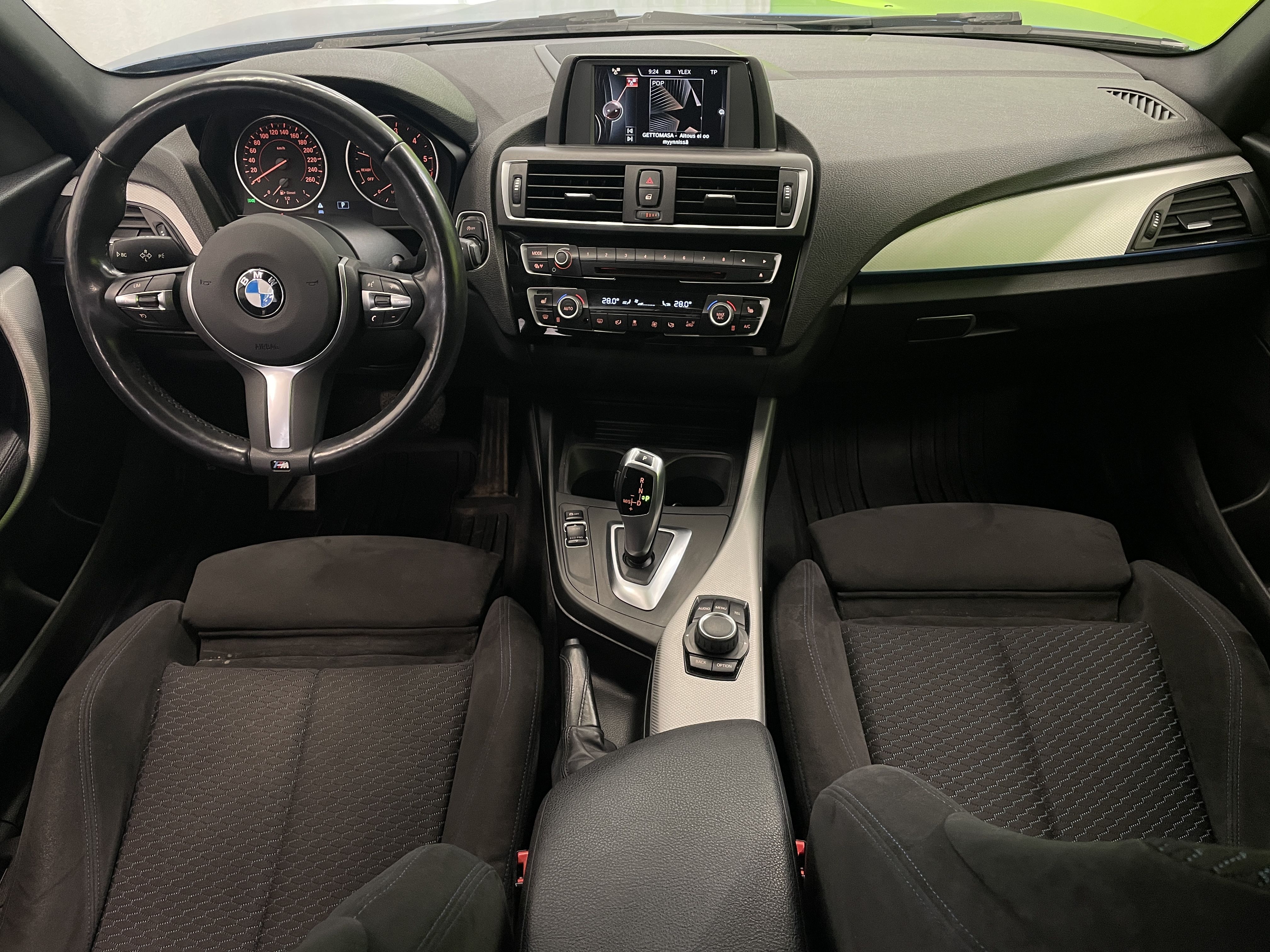 BMW 118 2017