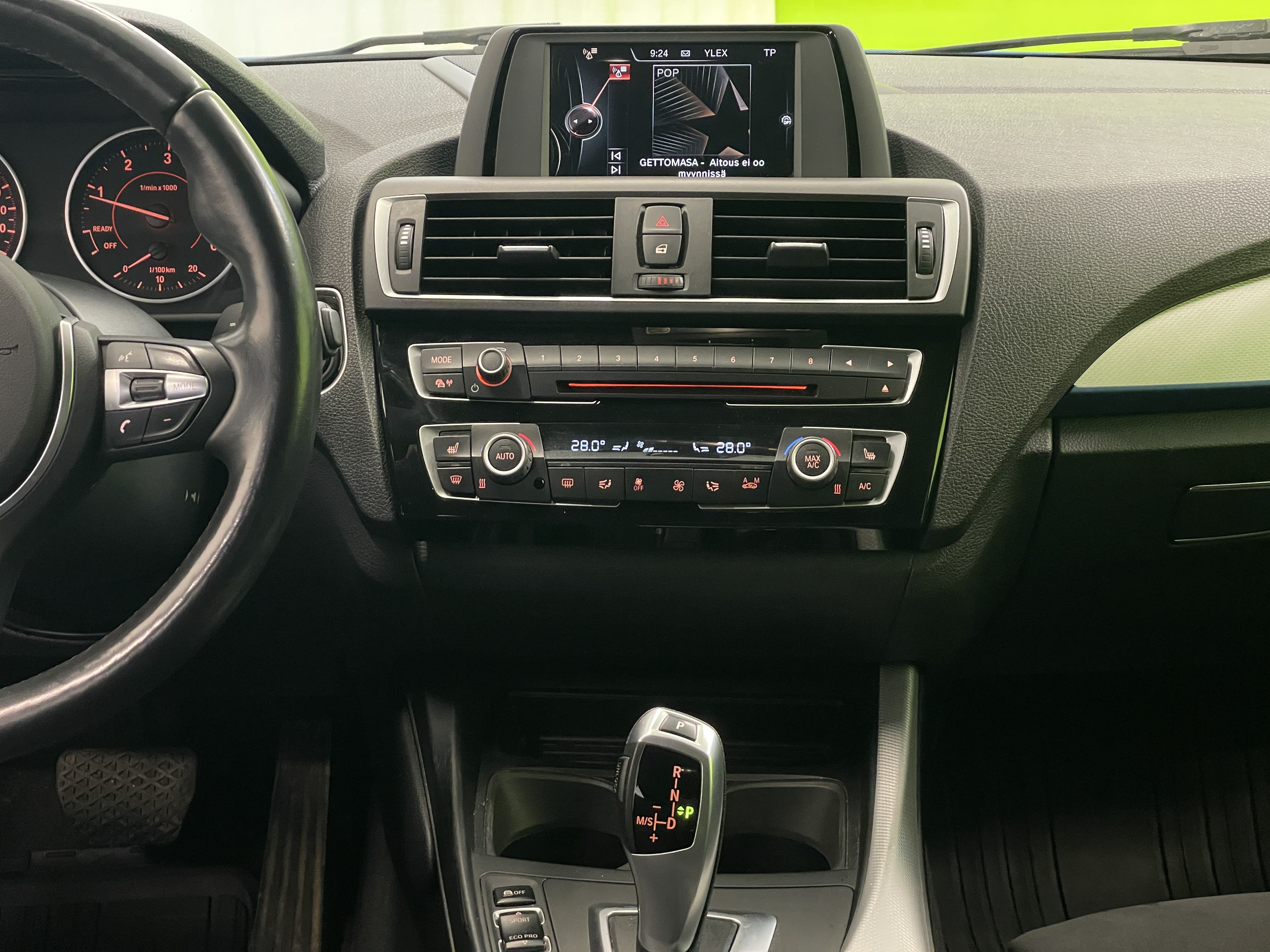 BMW 118 2017