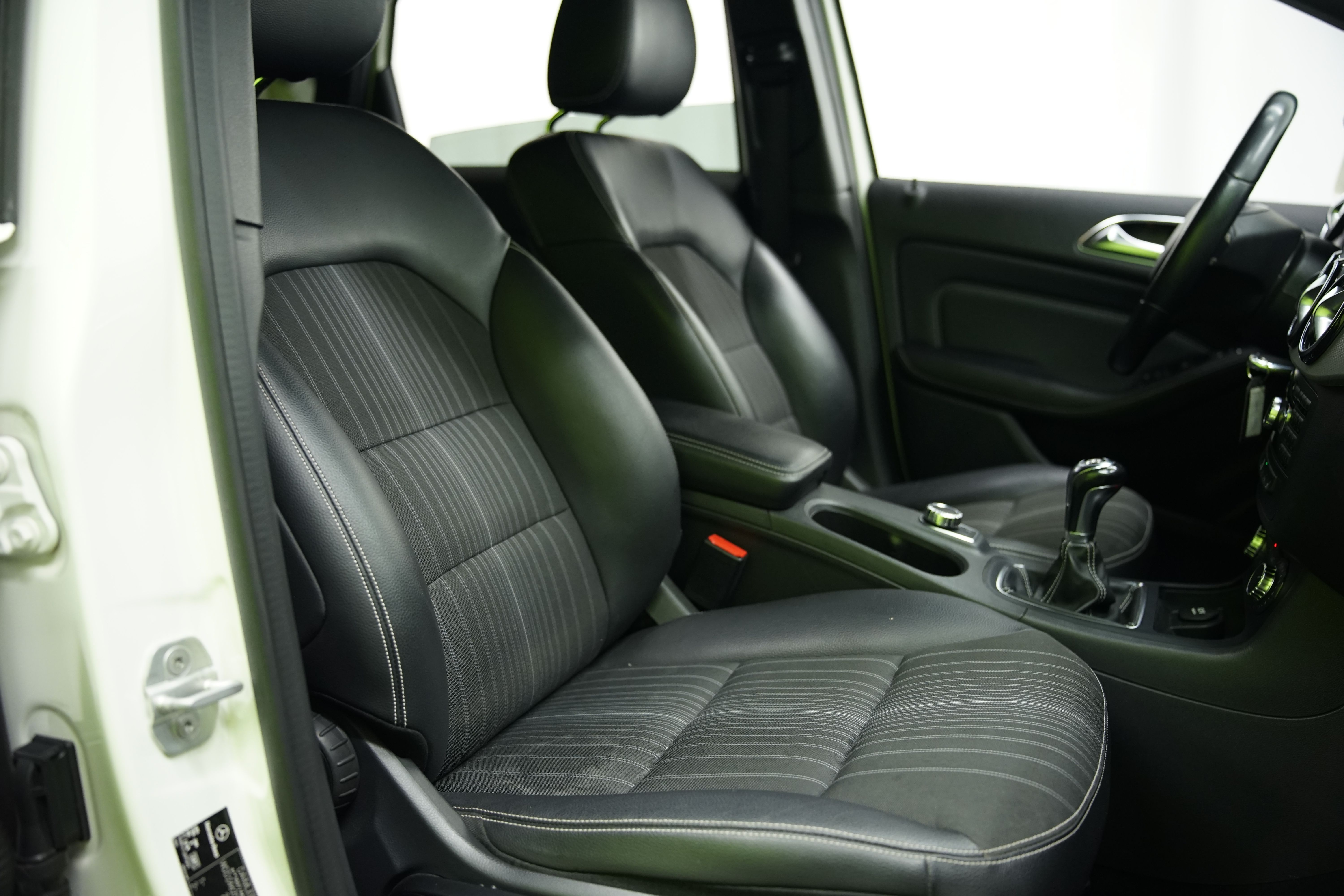 Mercedes-Benz B 2012