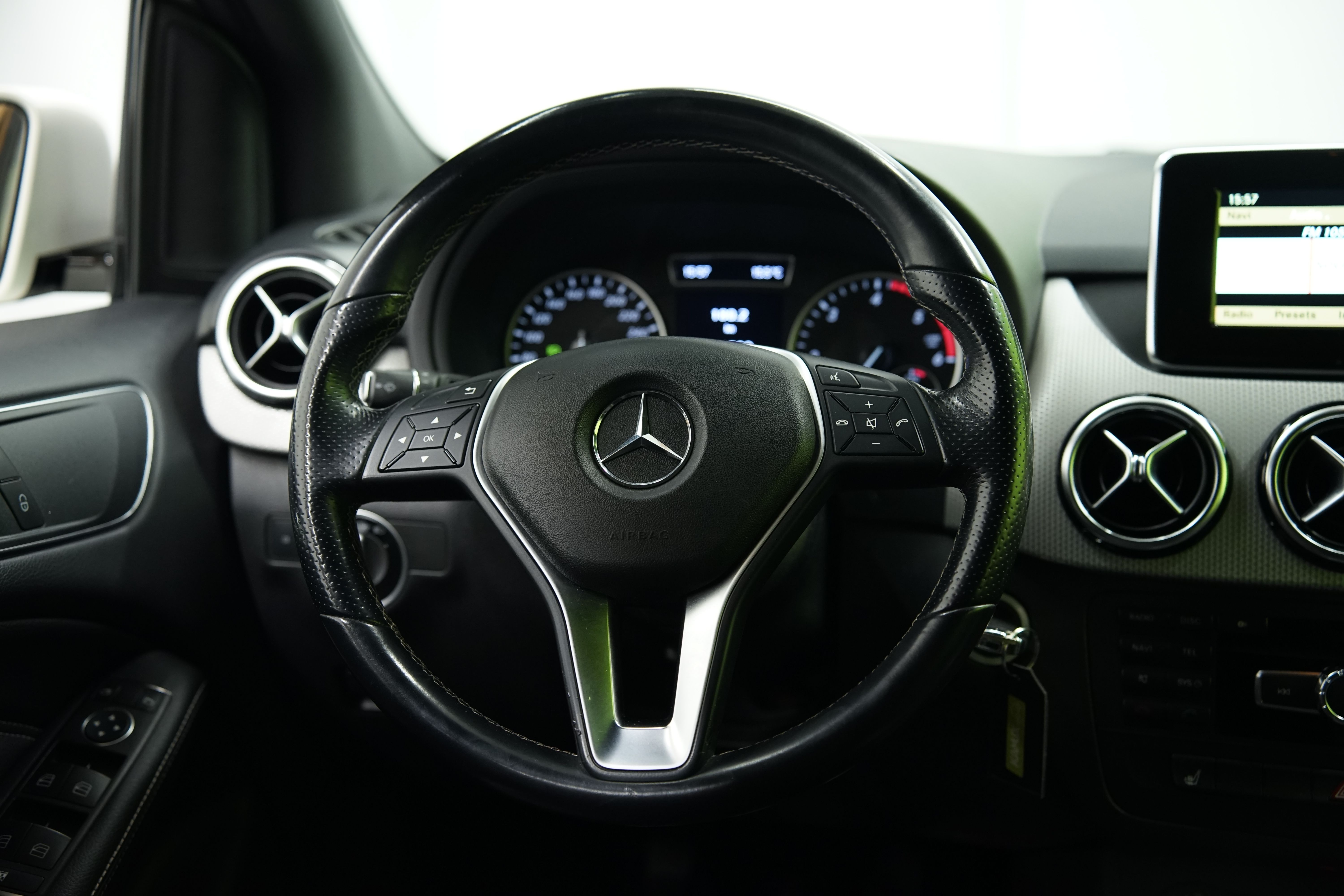 Mercedes-Benz B 2012